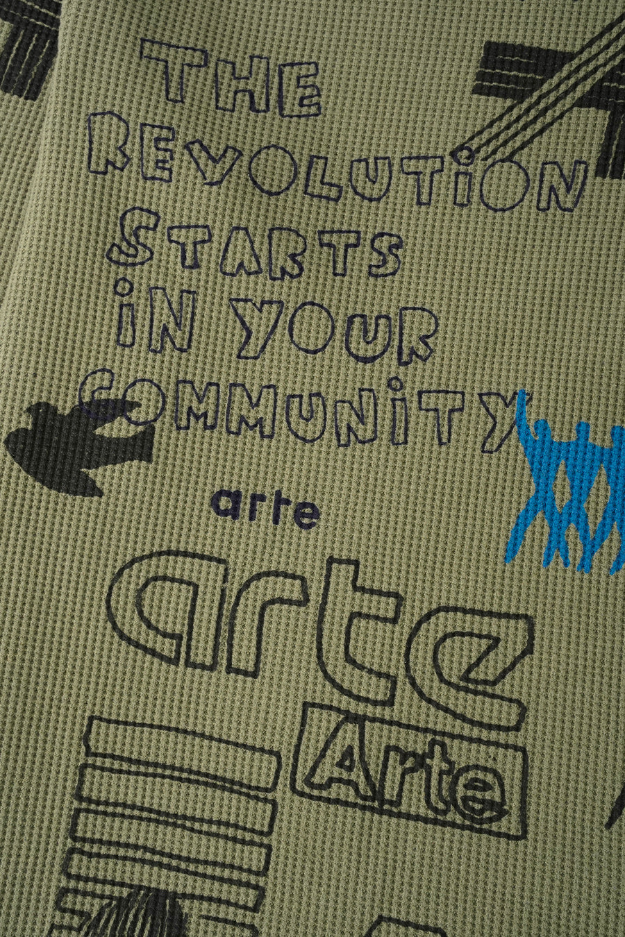 Arte - GREEN EMBOSSED LONG-SLEEVED T-SHIRT - LE LABO STORE