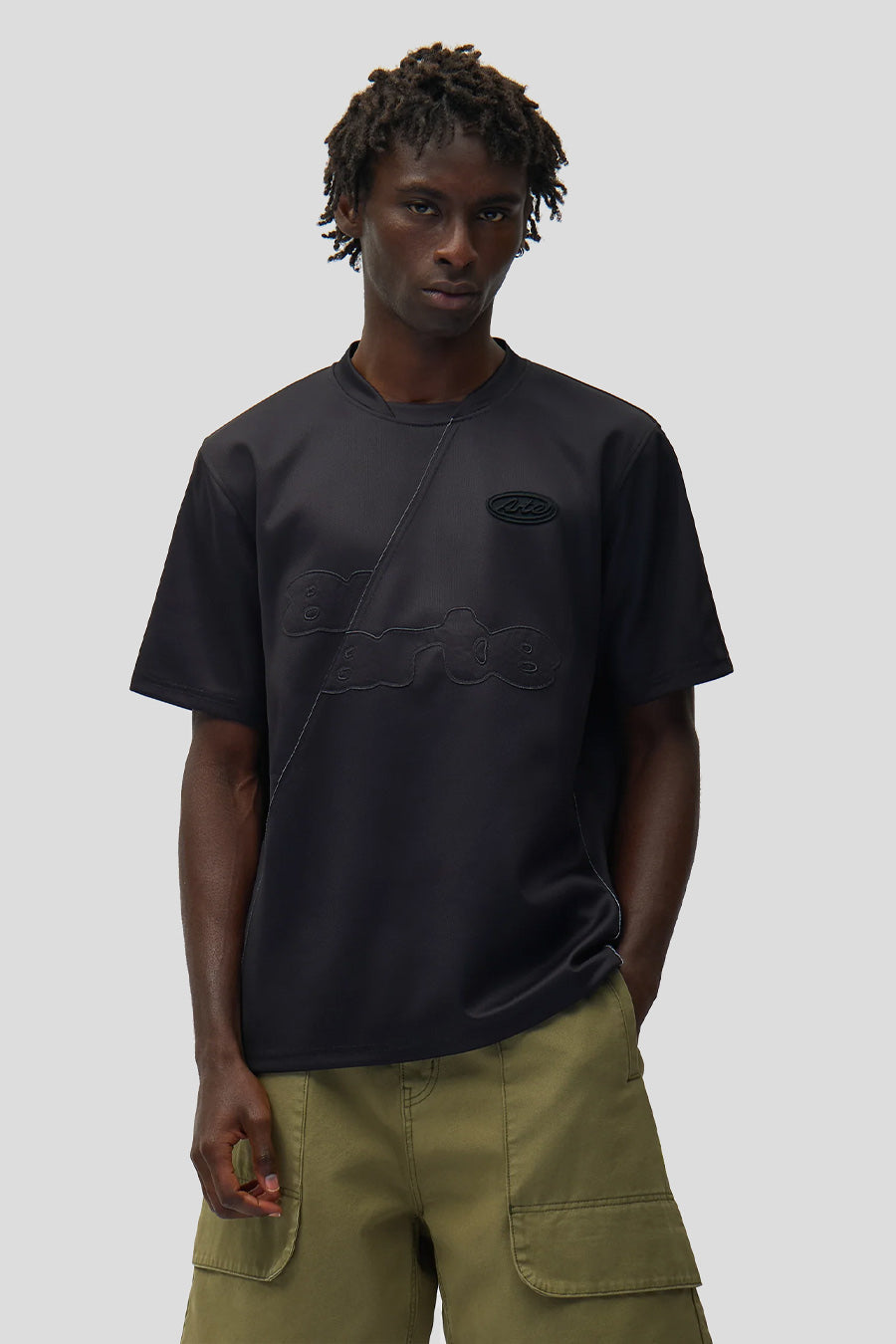 Arte - BLACK FOOTBALL T-SHIRT - LE LABO STORE