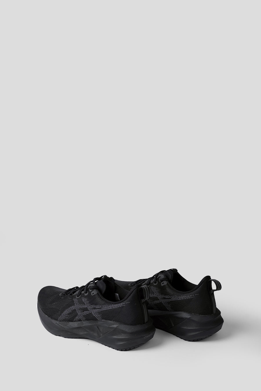 Asics - SNEAKERS NOVABLAST 5 BLACK ET CARRIER GREY - LE LABO STORE