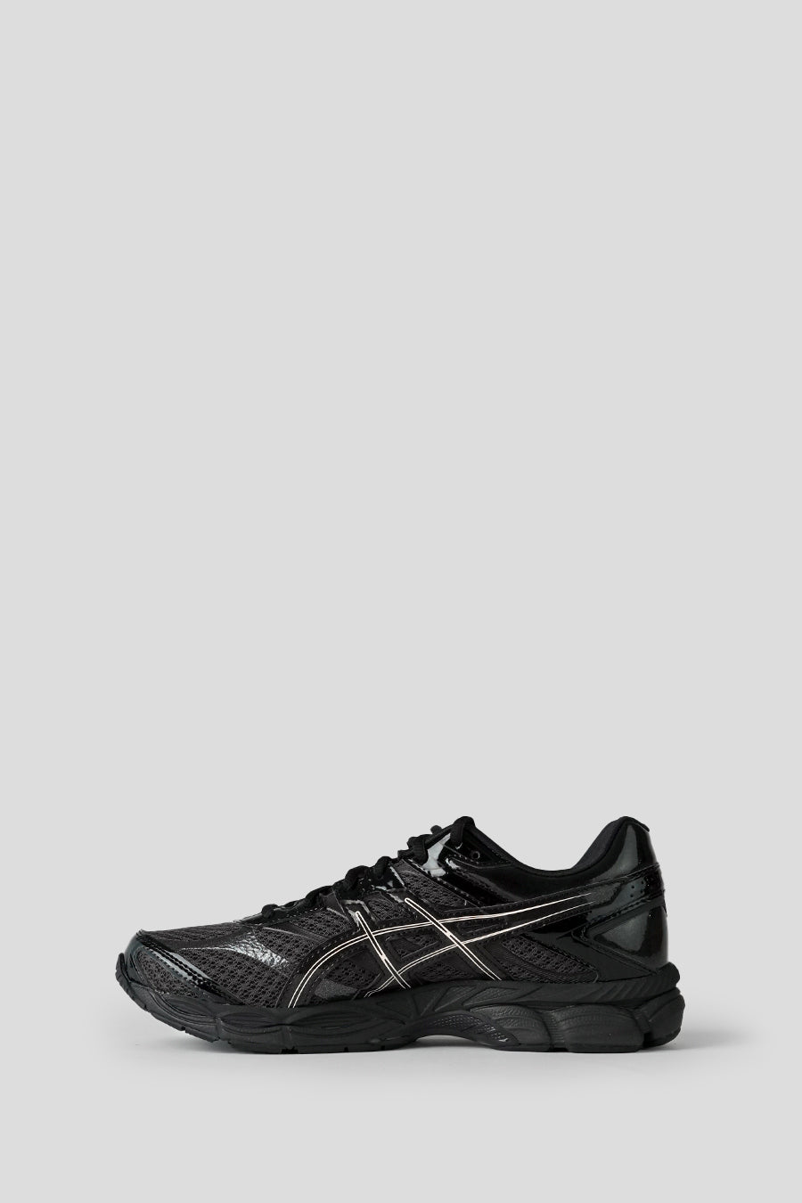 Asics - SNEAKERS GEL-CUMULUS 16 GRAPHITE GREY ET BLACK - LE LABO STORE