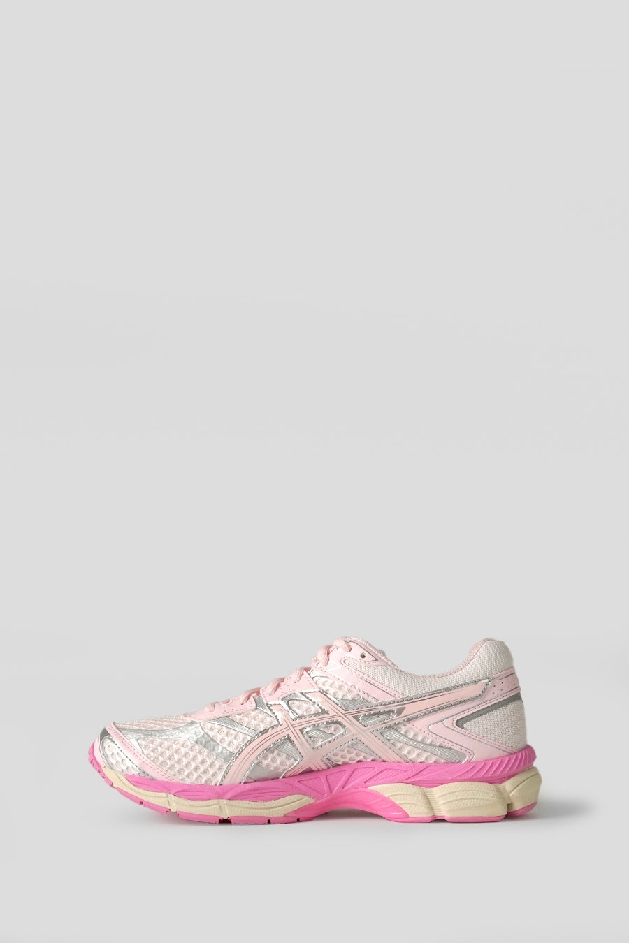 Asics - SNEAKERS GEL-CUMULUS 16 PALE PINK ET PINK SALT - LE LABO STORE