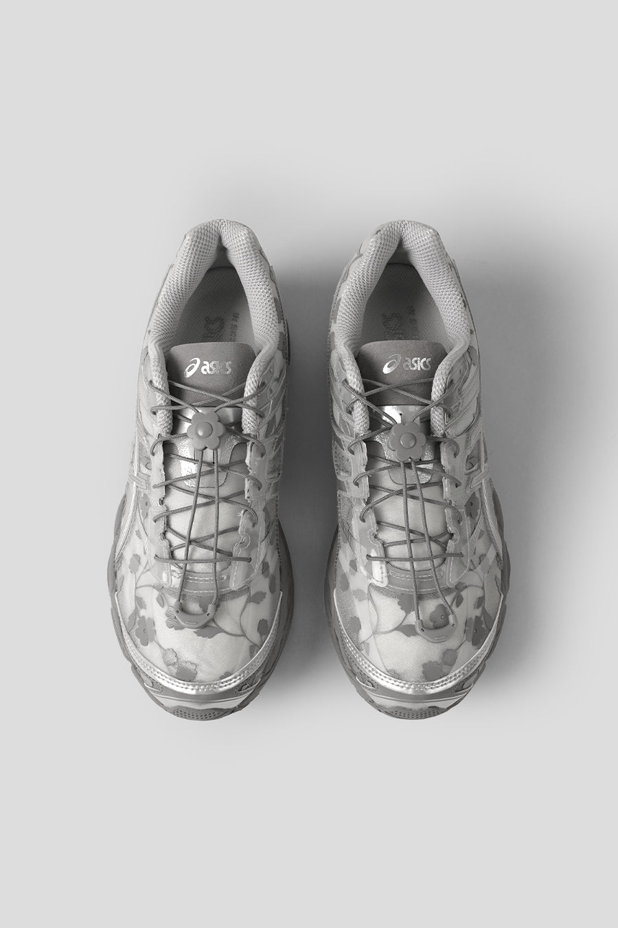 Asics - SNEAKERS GEL-CUMULUS 16 SSCB GLACIER GREY ET PURE SILVER - LE LABO STORE