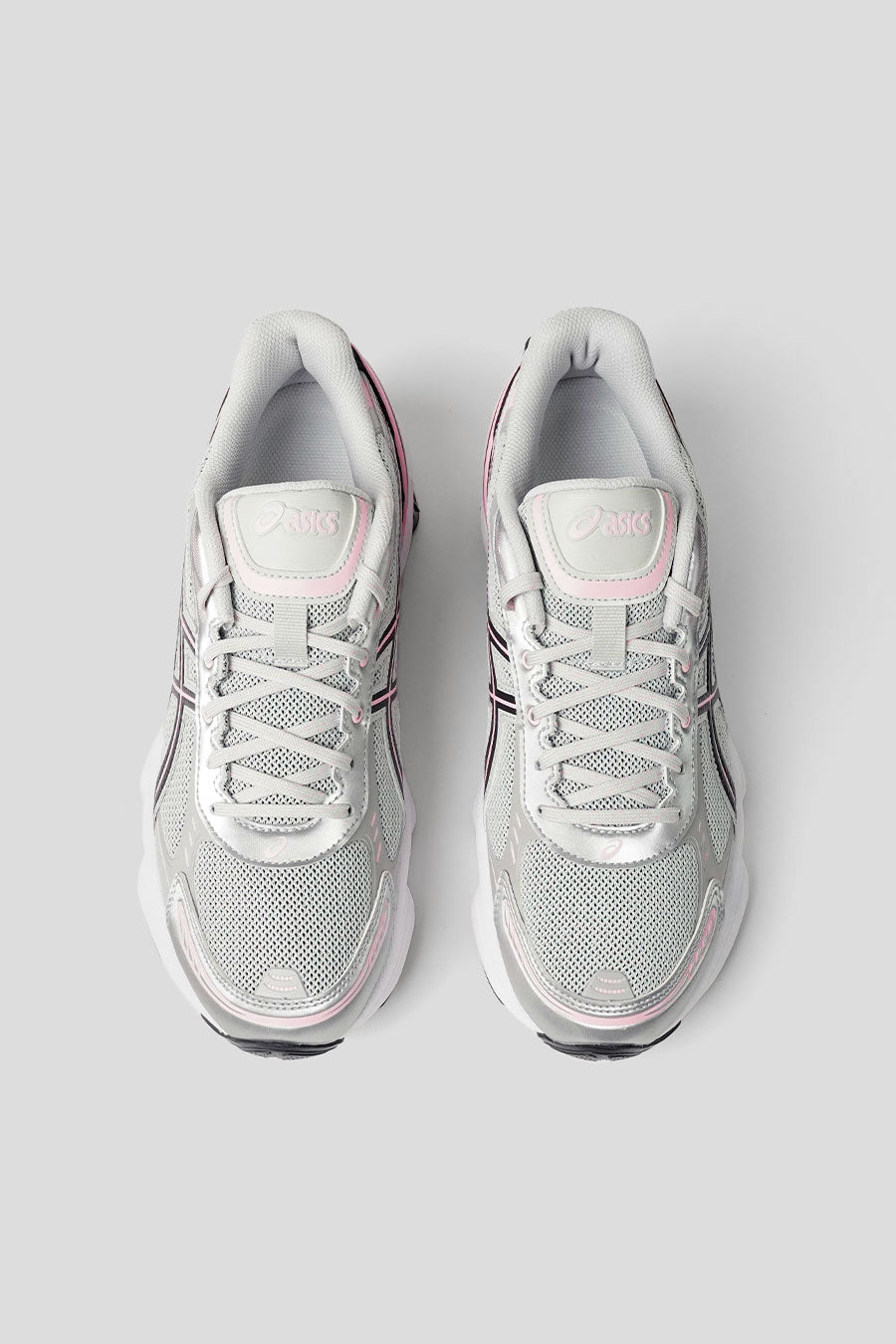 Asics - SNEAKERS GEL-KINETIC FLUENT GLACIER GREY ET GRAPHITE GREY - LE LABO STORE