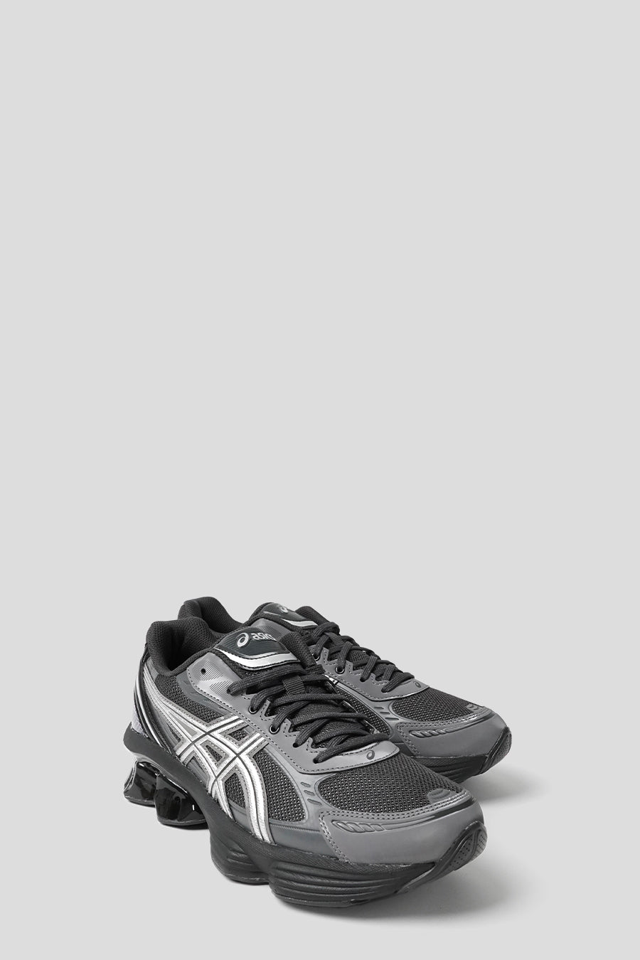 Asics - SNEAKERS GEL-KINETIC FLUENT GRAPHITE GREY ET PURE SILVER - LE LABO STORE