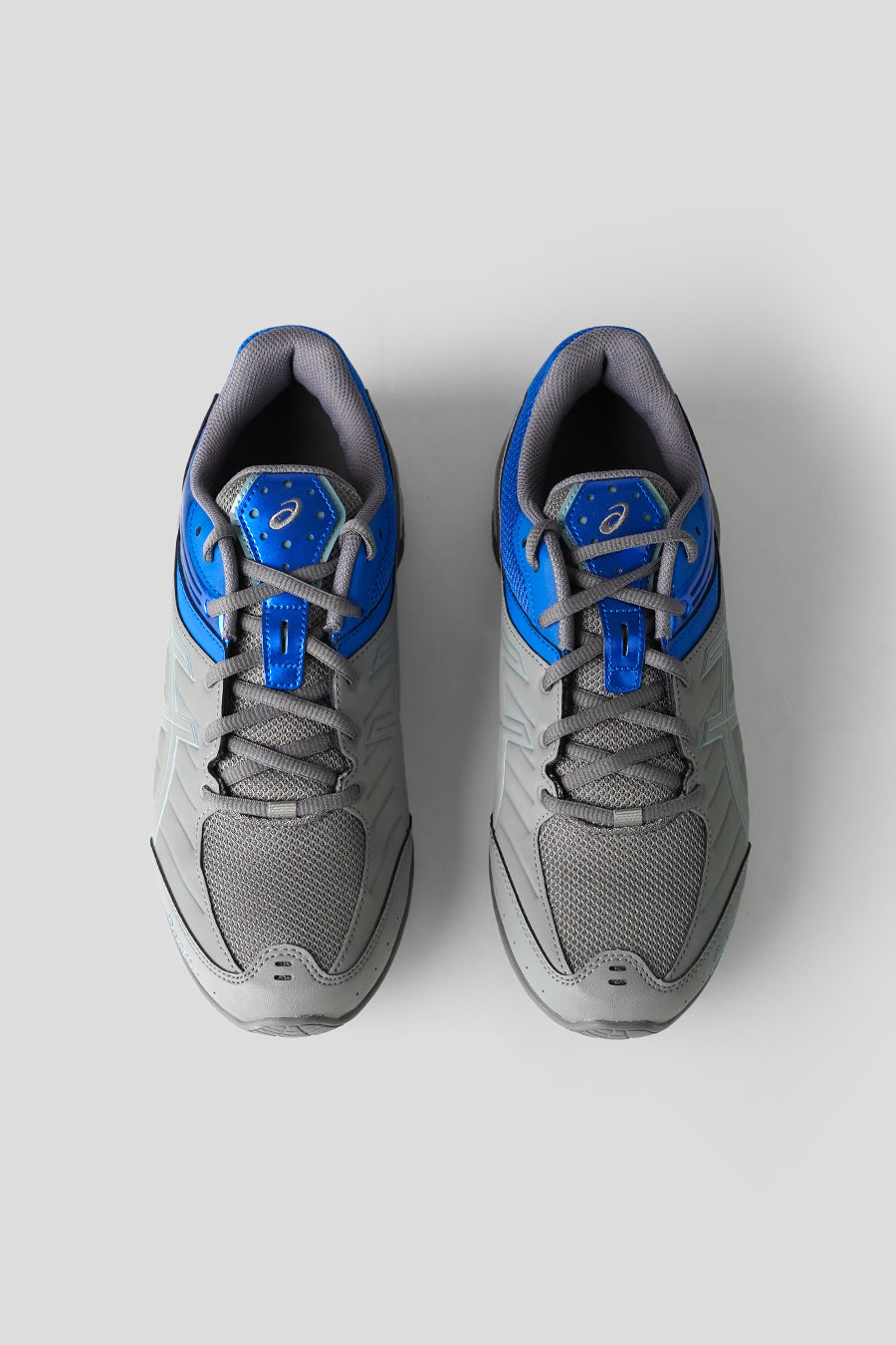Asics - SNEAKERS GEL-KINETIC FR CLAY GREY ET ILLUSION BLUE - LE LABO STORE