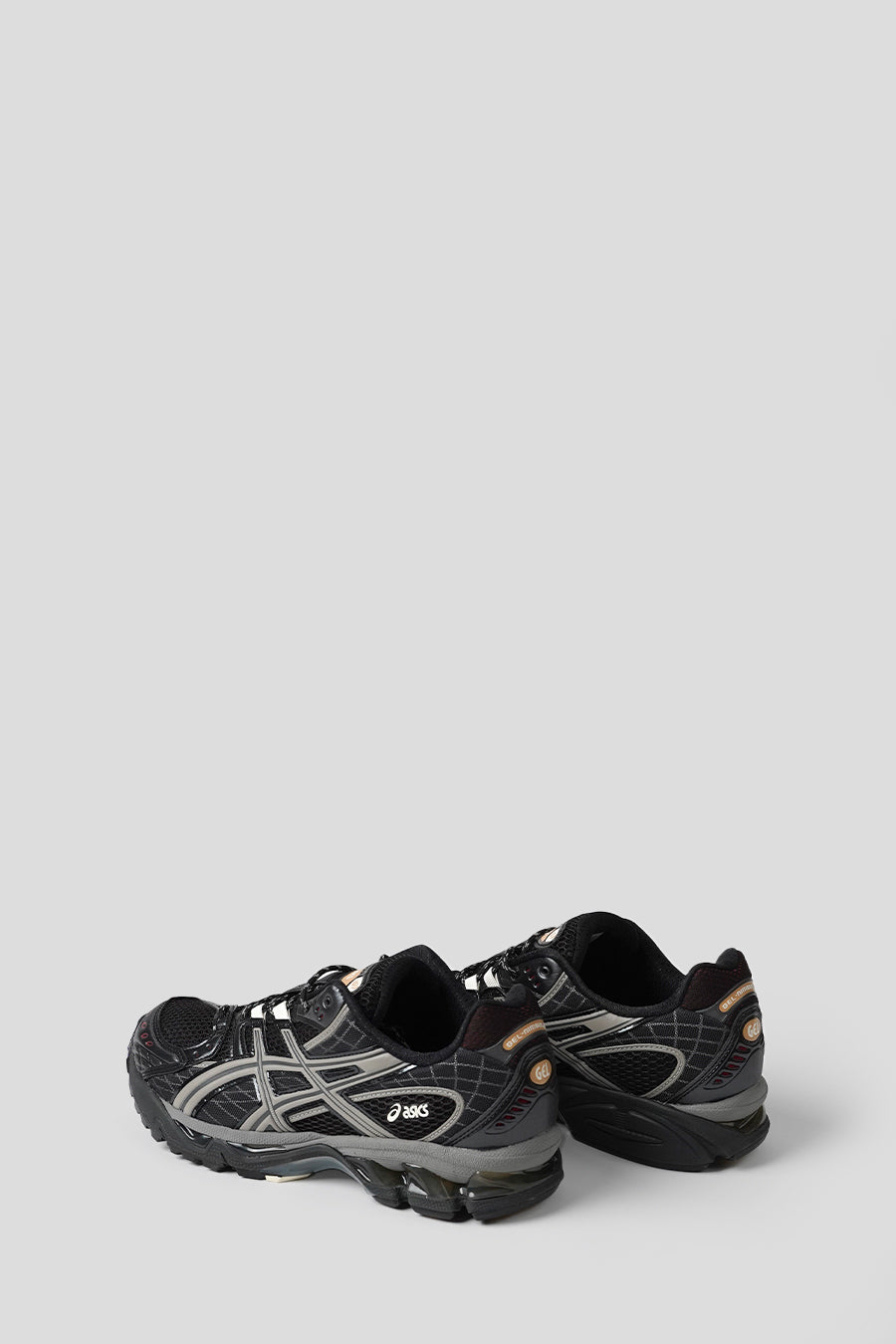 Asics - SNEAKERS GEL-NIMBUS 10.1 BLACK ET CLAY GREY - LE LABO STORE