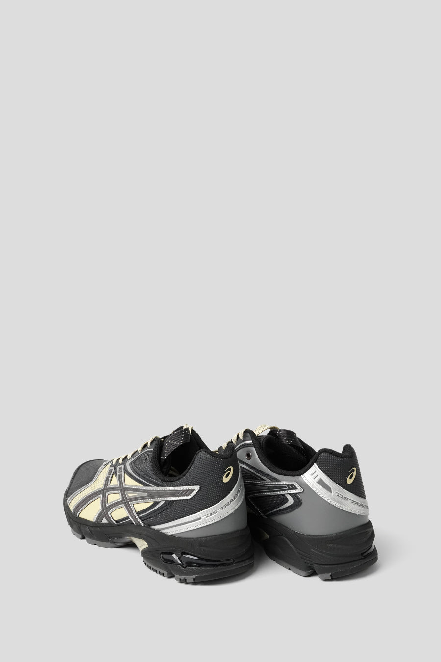 Asics - GRAPHITE GREY ET OYSTER WHITE UB11-S GEL-DS TRAINER 14 SNEAKERS - LE LABO STORE
