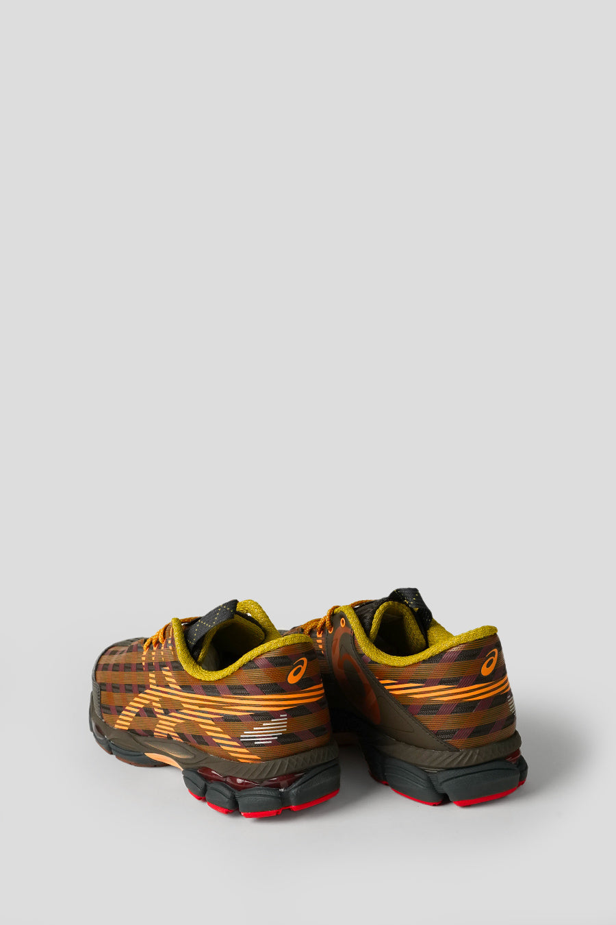 Asics - SNEAKERS US8-S GEL-SJ33 BLACK COFFEE AND ORANGE LILY - LE LABO STORE