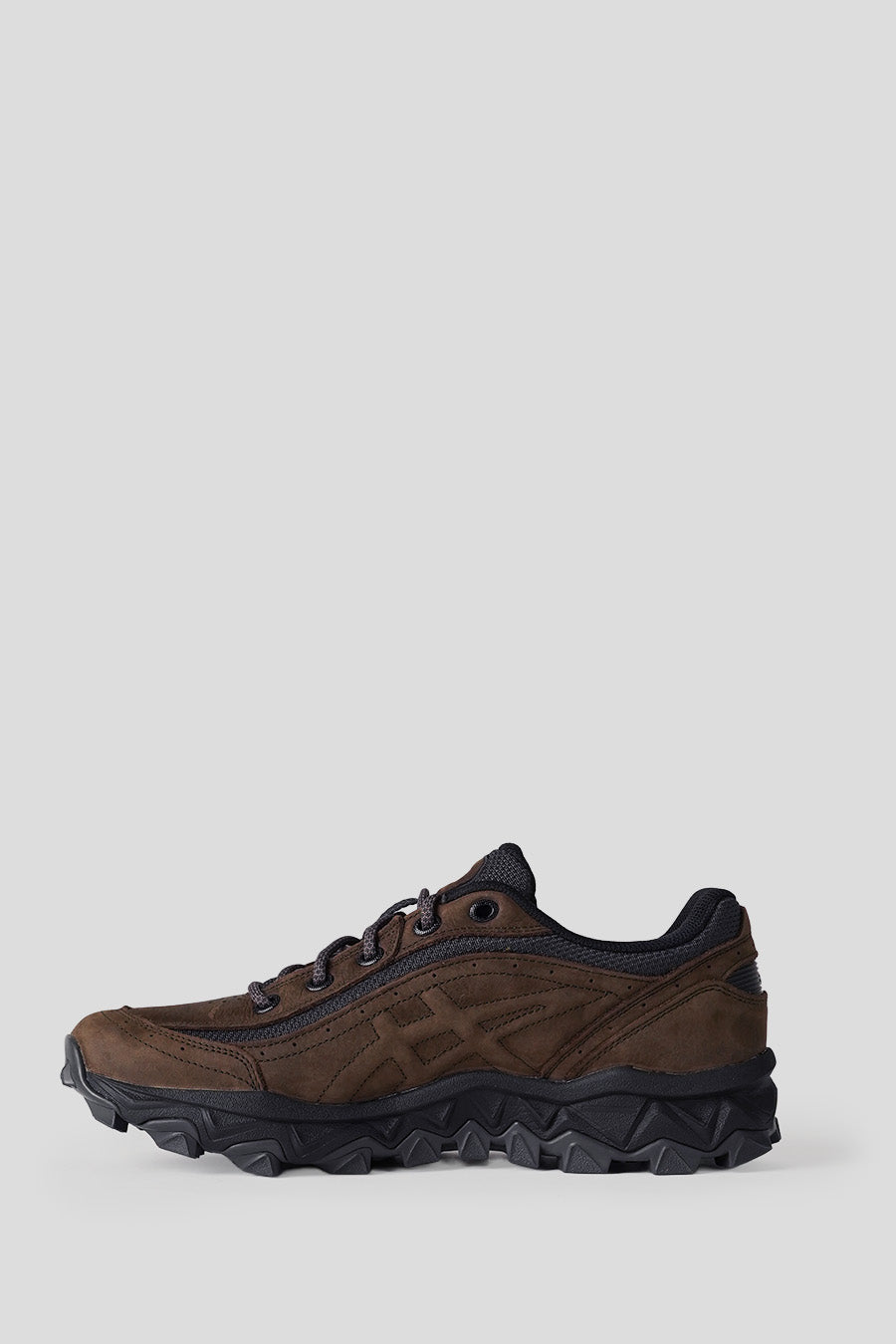 Asics - SNEAKERS GEL-TRANSCEND FJ BLACK COFFEE ET GRAPHITE GREY - LE LABO STORE