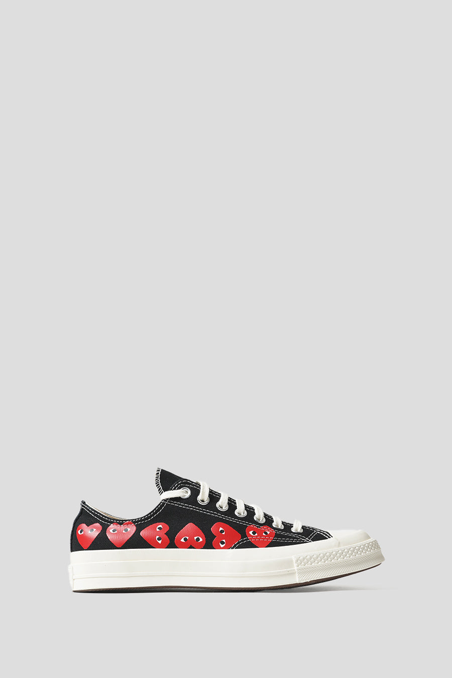 Comme des garçons PLAY - CT70 MULTI HEART BLACK, HIGHRISK RED AND EGRET LOW SNEAKERS - LE LABO STORE