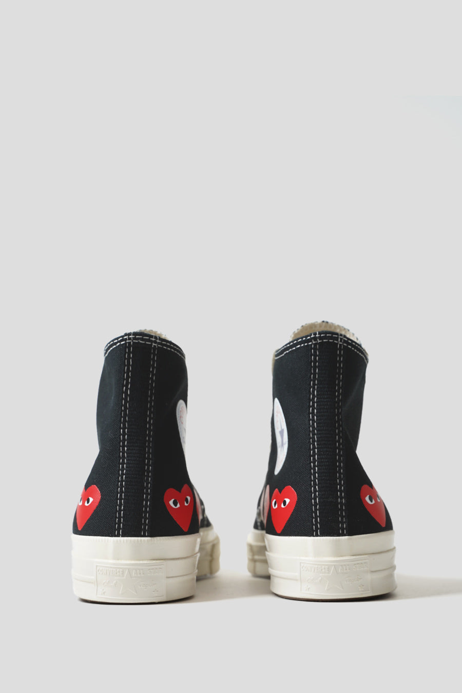Comme des garçons PLAY - SNEAKERS HAUTE CT70 MULTI COEUR BLACK, HIGH RISK RED ET EGRET - LE LABO STORE