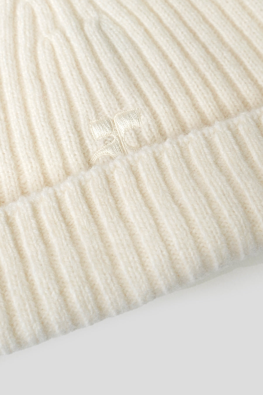 COURRÈGES - OFF-WHITE RIBBED WOOL BEANIE - LE LABO STORE