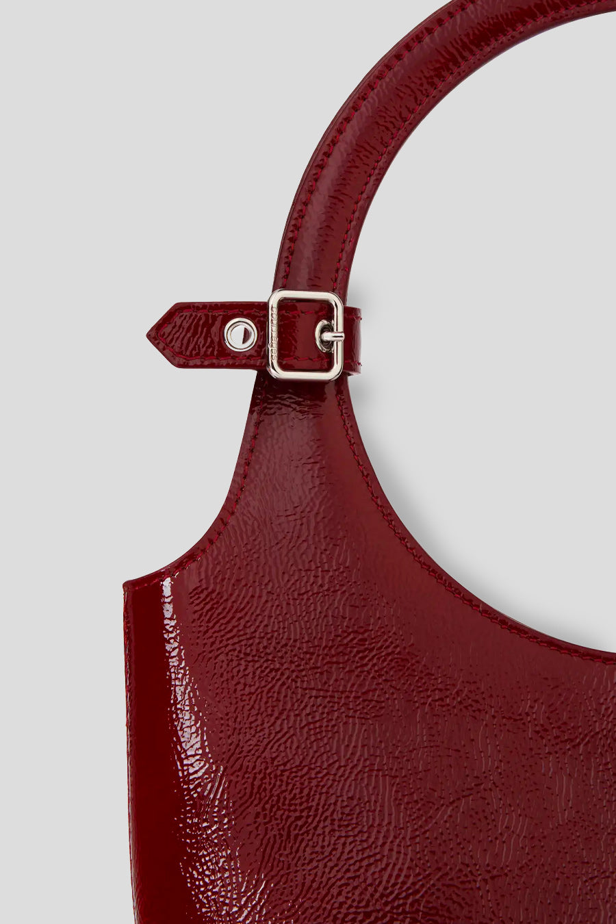 HERMÈS CARRÉ *Musée vivant du cheval Chantilly* Soie Rouge ref.124082 - Joli Closet HERMÈS CARRÉ *Musée vivant du cheval Chantilly* Soie Rouge ref.124082 - Joli Closet