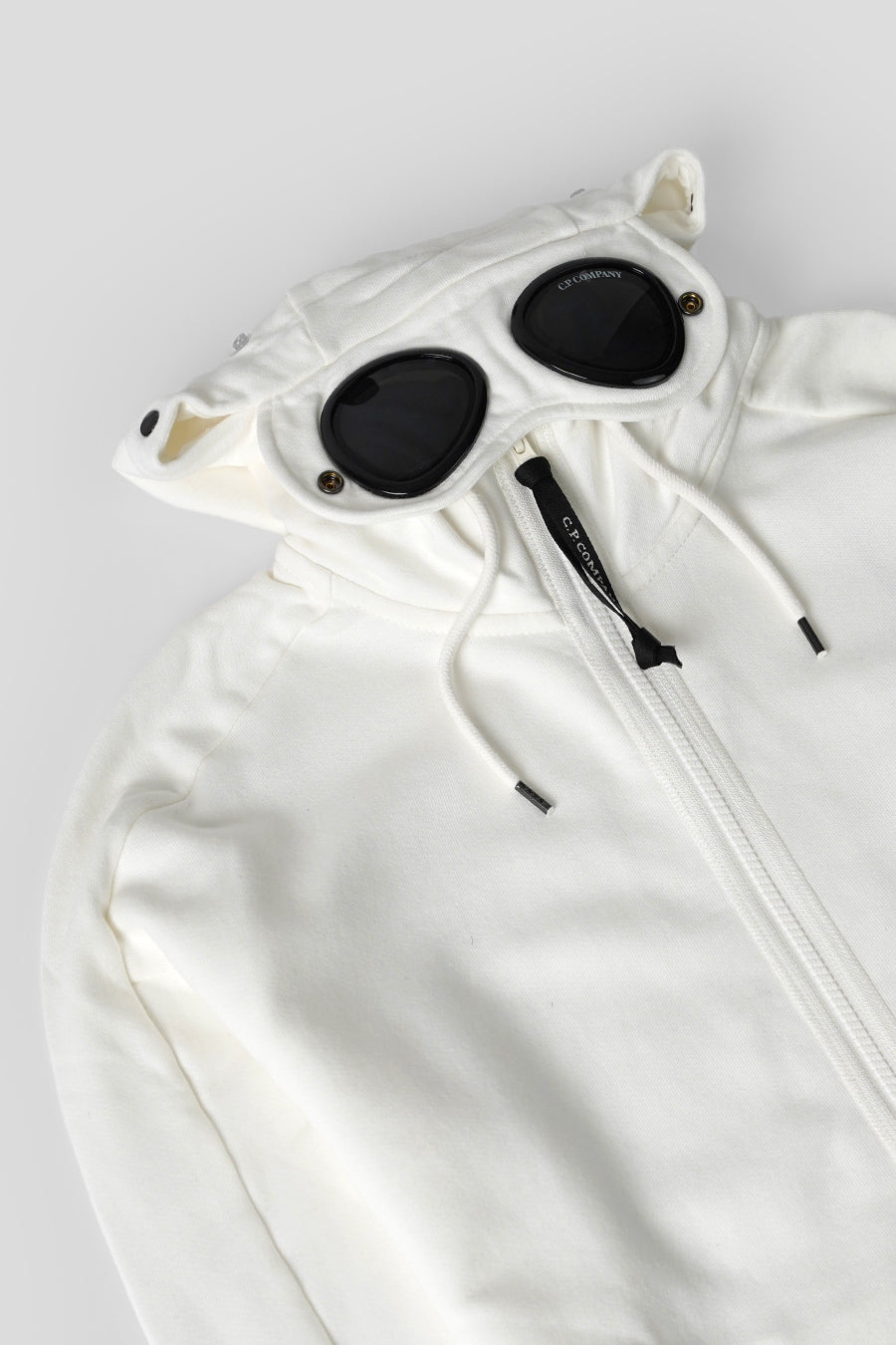 CP COMPANY - OFF-WHITE DIAGONAL RAISED FLEECE GOGGLE HOODIE ZIP - LE LABO STORE