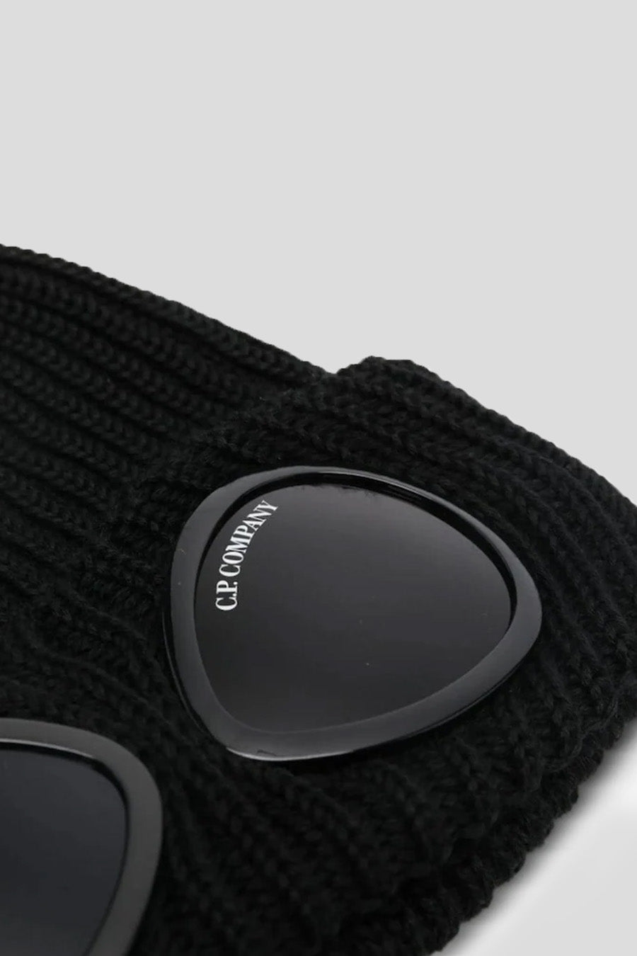CP COMPANY - BLACK WOOL GOGGLE BEANIE  - LE LABO STORE