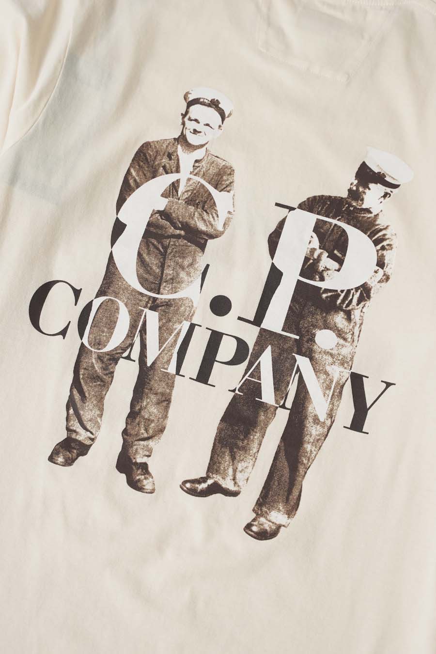 CP COMPANY - PISTACHIO SHELL 30/1 JERSEY BRITISH SAILOR T-SHIRT - LE LABO STORE