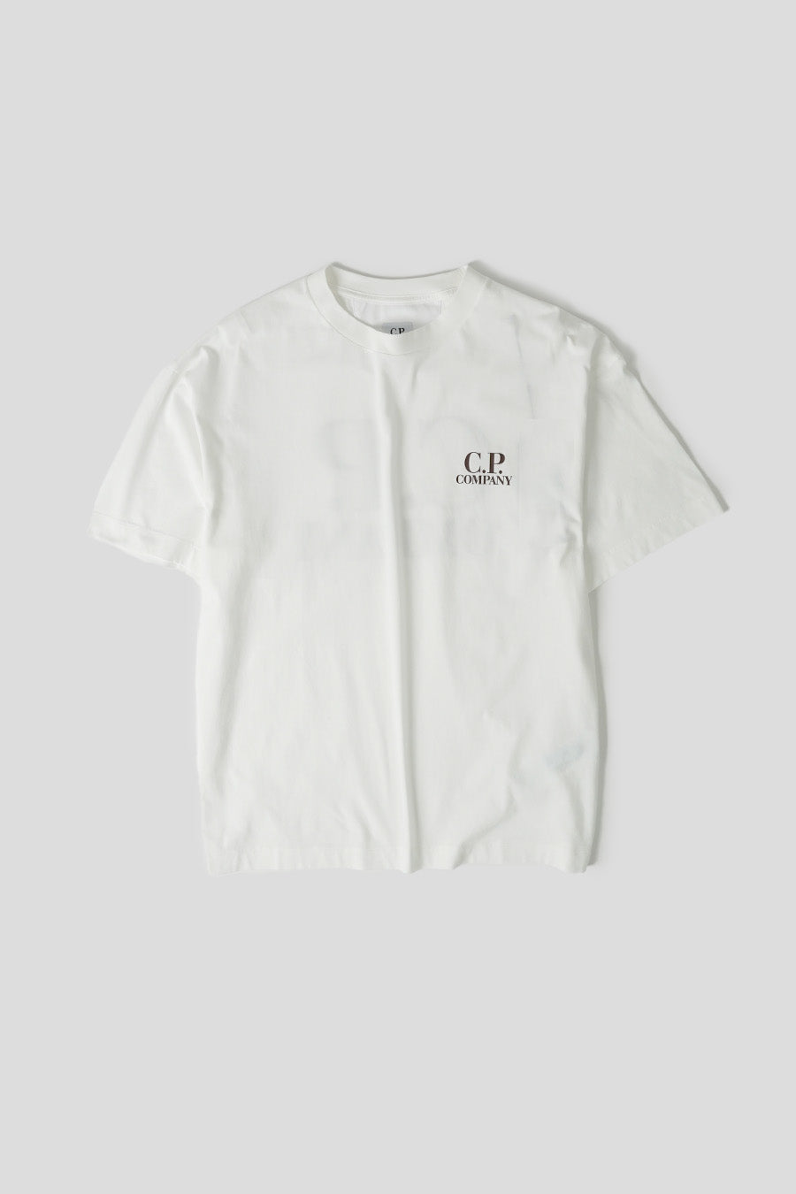 CP COMPANY - WHITE LOGO PRINT T-SHIRT IN JERSEY 30/1 - LE LABO STORE
