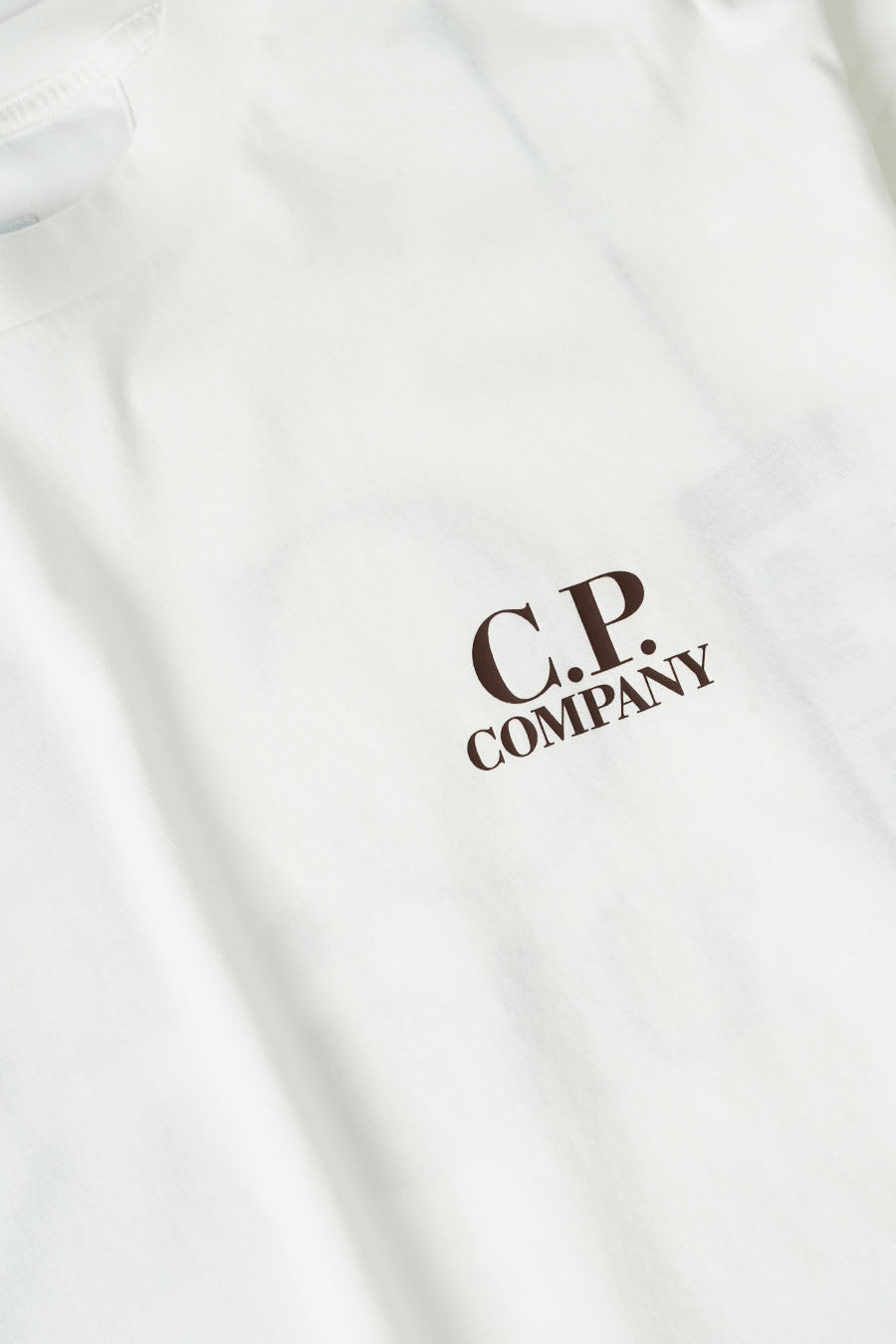 CP COMPANY - WHITE LOGO PRINT T-SHIRT IN JERSEY 30/1 - LE LABO STORE