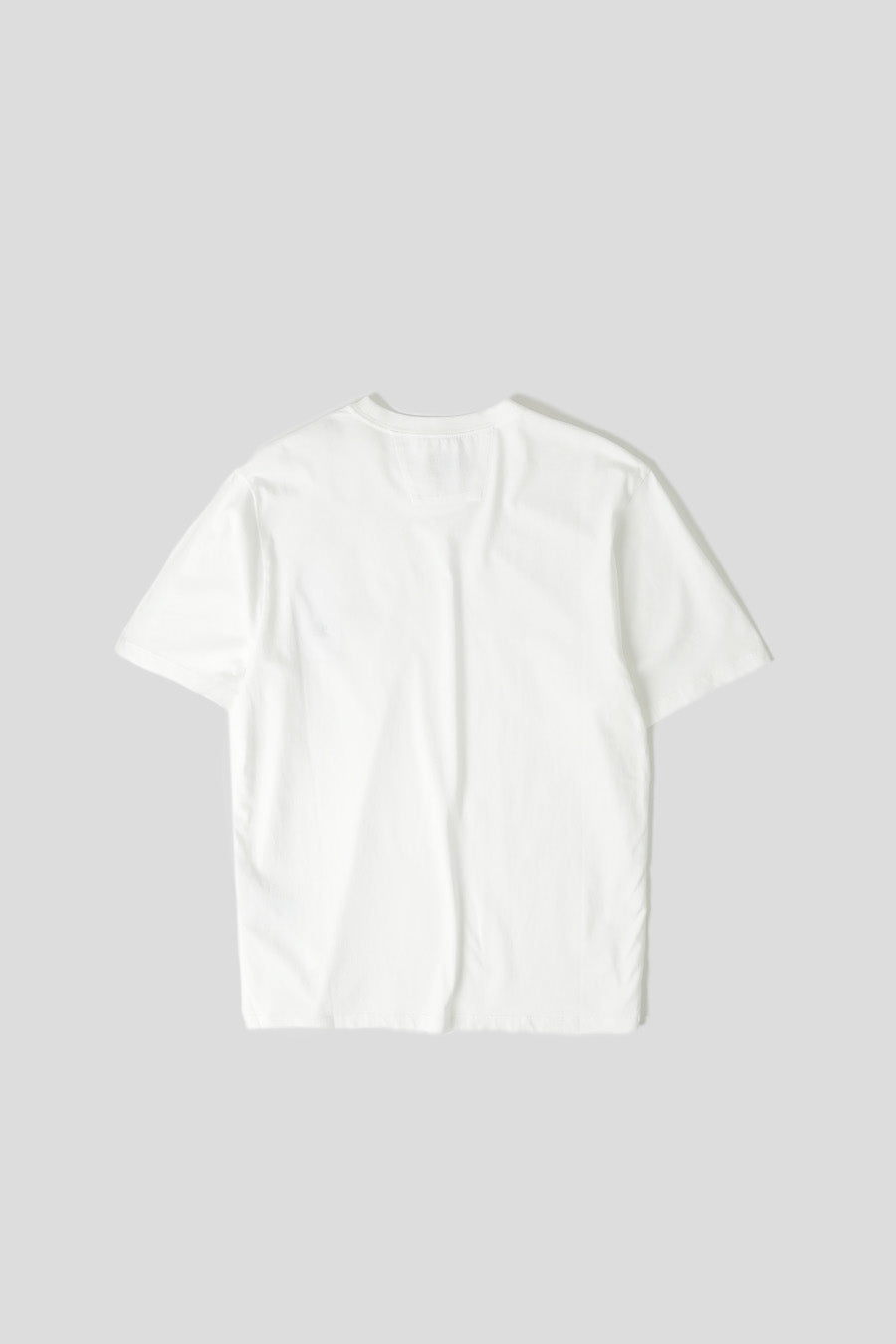 CP COMPANY - WHITE LOGO PATCH T-SHIRT IN JERSEY 30/1 - LE LABO STORE