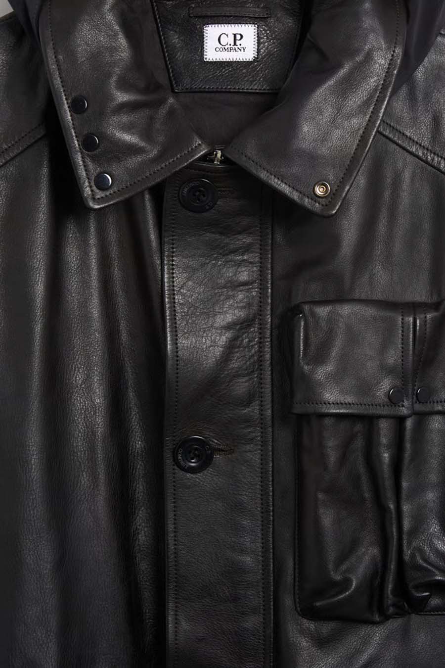 C.P Company レザージャケット C.P. Company フーデッド レザージャケット | ブラック | FARFETCH JP