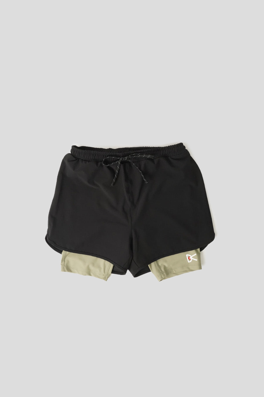 DISTRICT VISION - SHORT TRAIL LAYERED POCKETED NOIR - LE LABO STORE