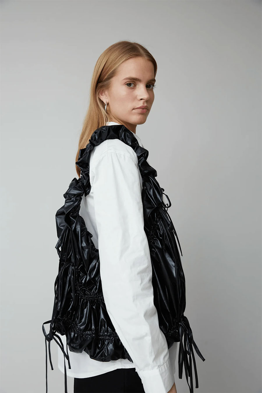 OpéraSPORT - BLACK CLARIESSE BAG - LE LABO STORE