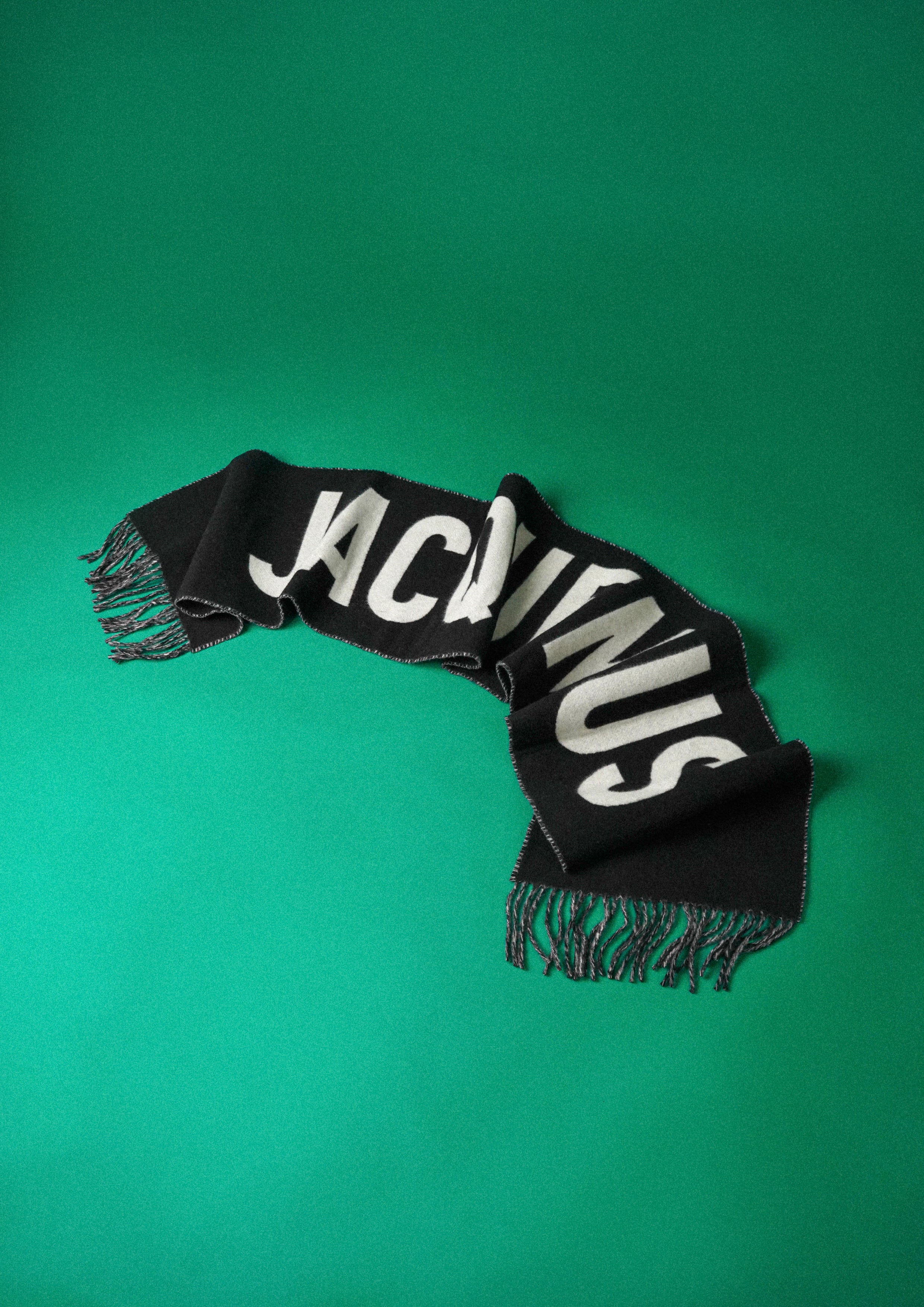 Jacquemus - BLACK LOGO SCARF  - LE LABO STORE