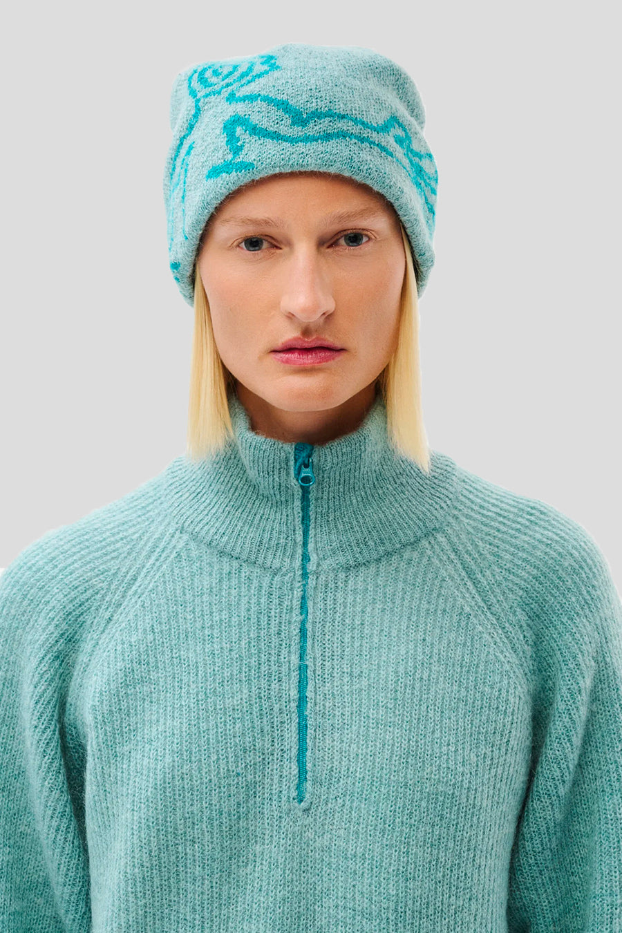 HIKING PATROL - BONNET MASCOTTE TURQUOISE - LE LABO STORE