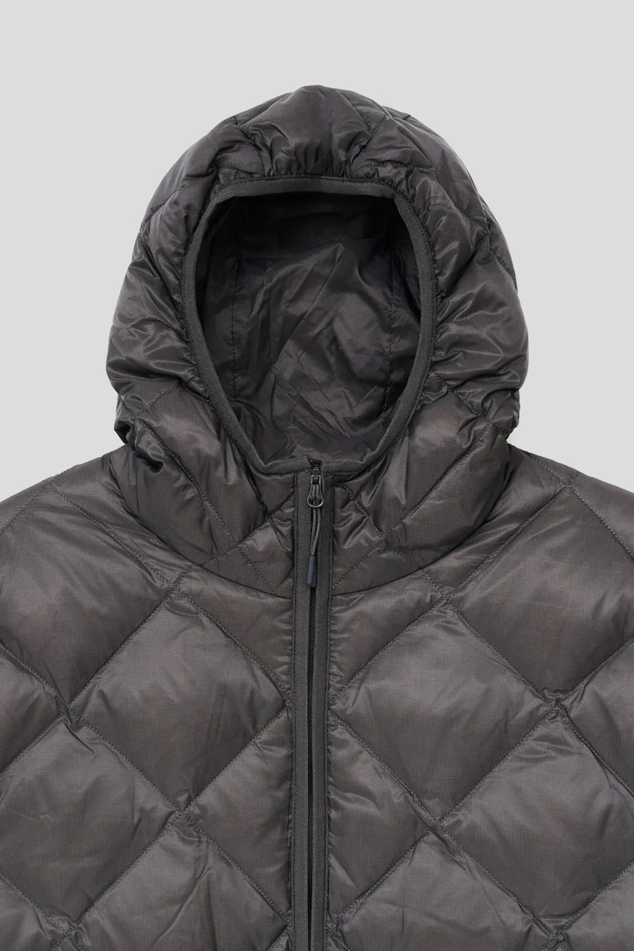 HIKING PATROL - VESTE À CAPUCHE EN DUVET NOIR CHARBON - LE LABO STORE