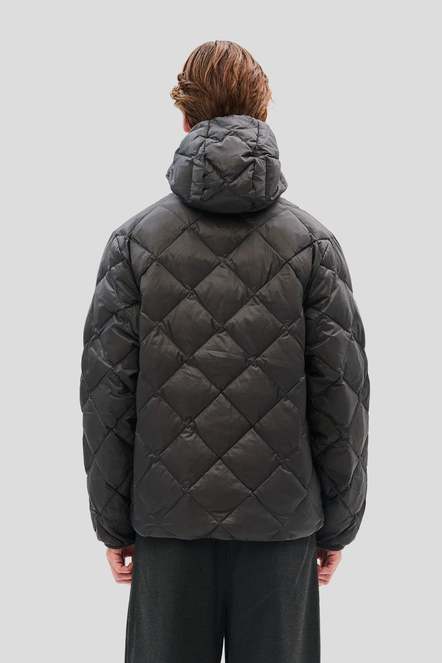 HIKING PATROL - VESTE À CAPUCHE EN DUVET NOIR CHARBON - LE LABO STORE
