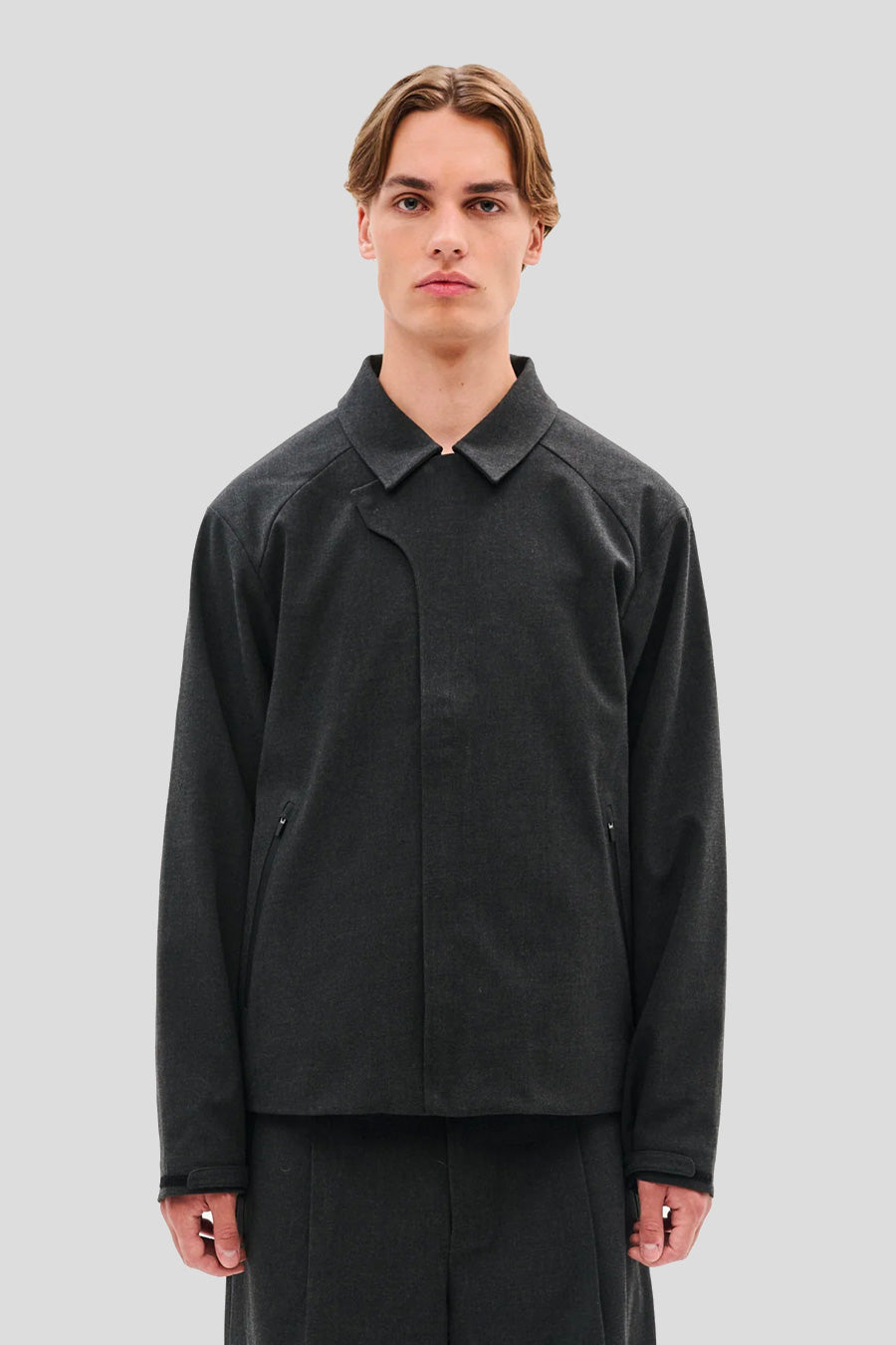 HIKING PATROL - VESTE TEXTURÉE WAYPOINT GRIS FONCÉ - LE LABO STORE