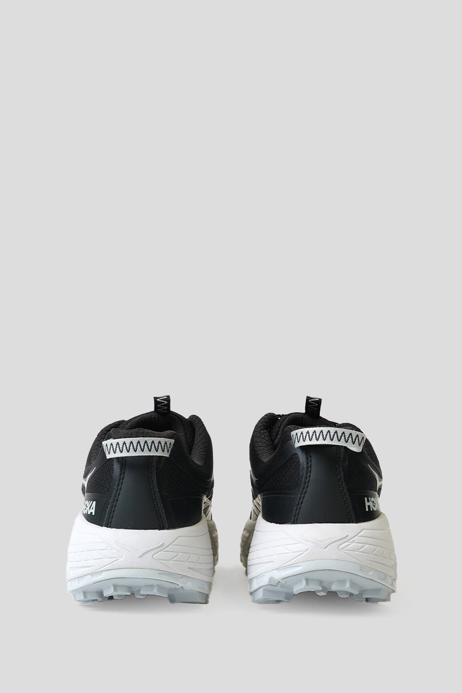 HOKA ONE ONE - SNEAKERS MAFATE THREE2 BLACK ET COSMIC GREY - LE LABO STORE