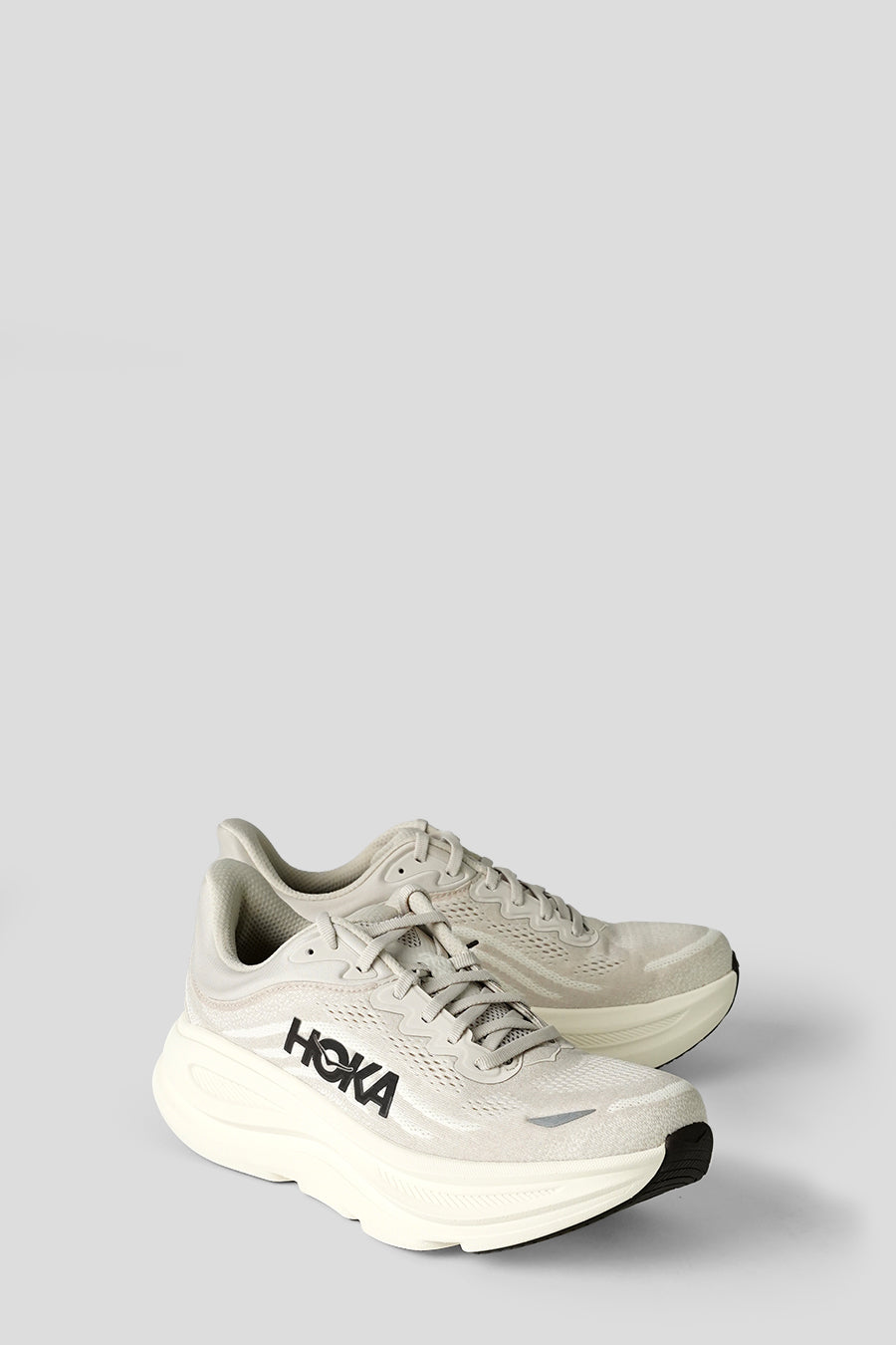 HOKA ONE ONE - SNEAKERS M BONDI 9 RIVER ROCK GREY ET ALABASTER - LE LABO STORE
