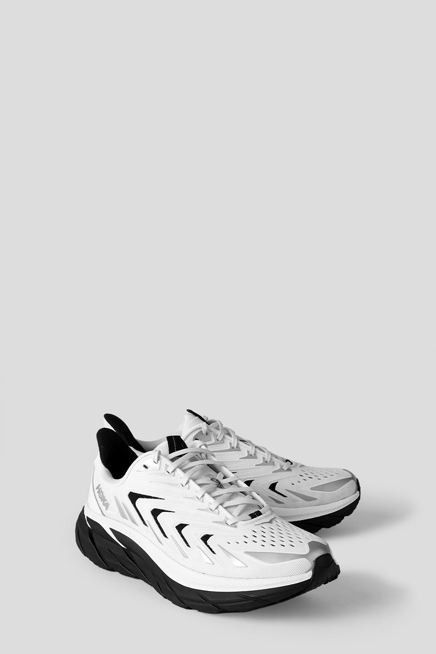HOKA ONE ONE - FROST ET BLACK M CLIFTON ULT SNEAKERS - LE LABO STORE