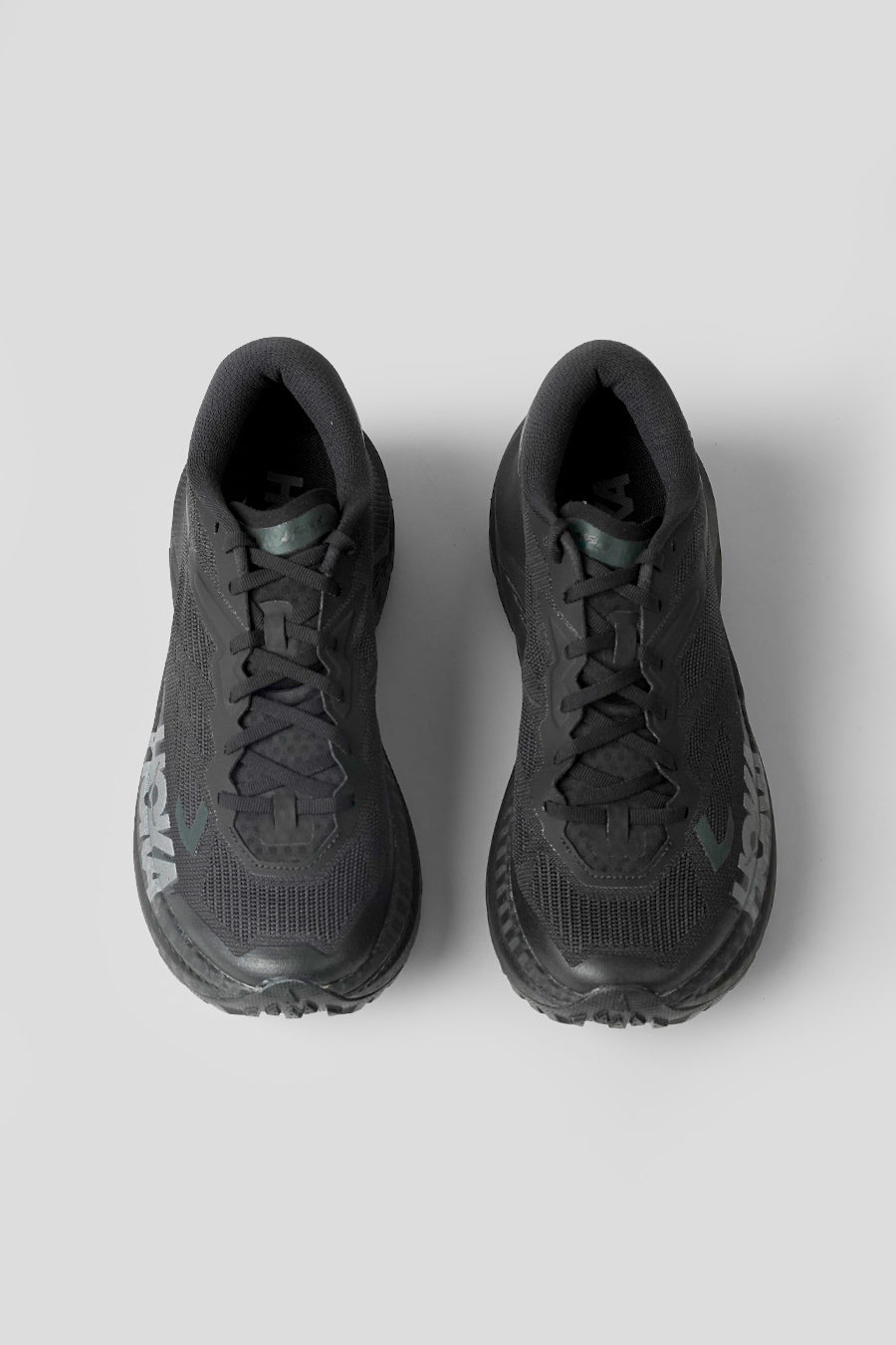 HOKA ONE ONE - SNEAKERS MAFATE X BLACK ET SATELLITE GREY - LE LABO STORE