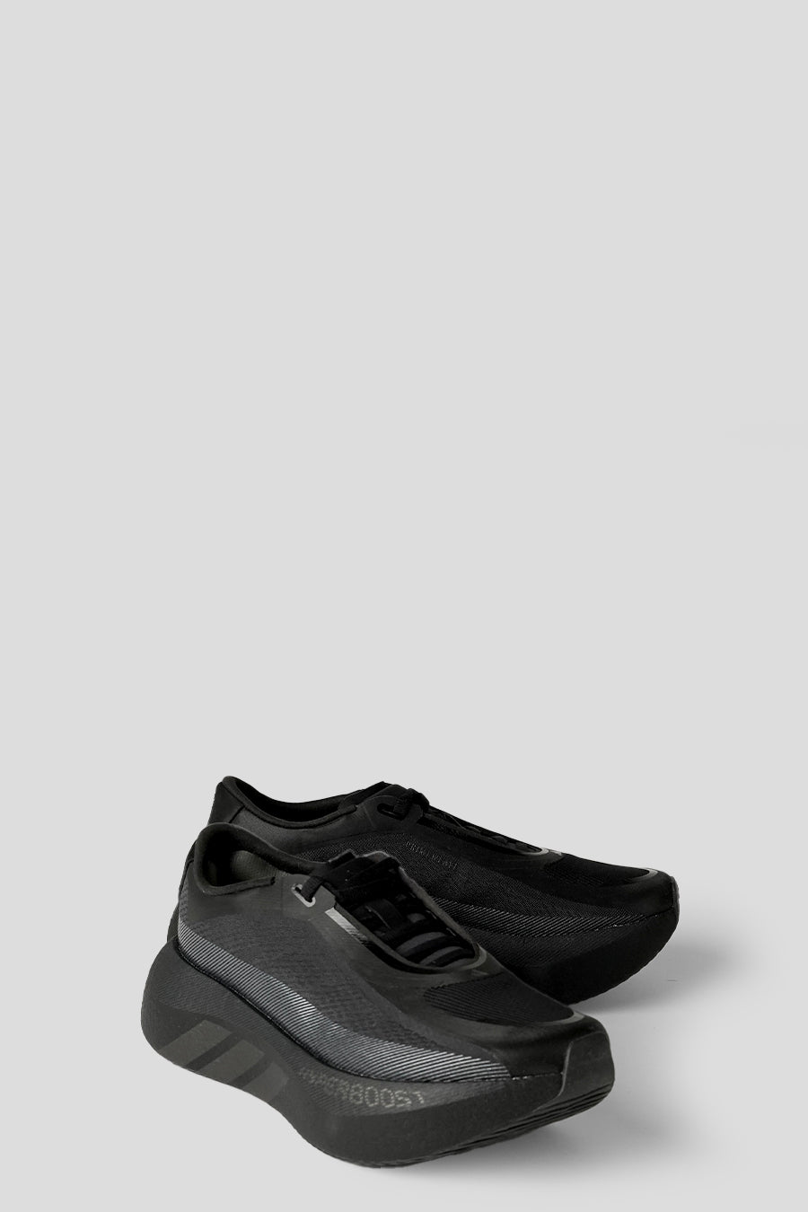 ADIDAS - SNEAKERS HYPERBOOST EDGE M CORE BLACK ET CARBON - LE LABO STORE