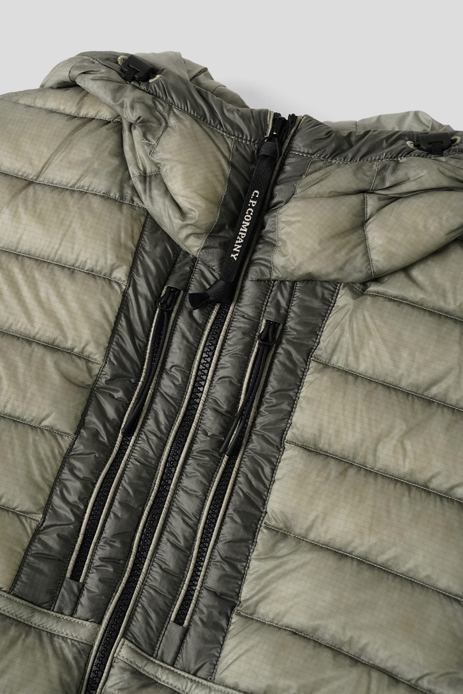 CP COMPANY - D.D. SHELL GOGGLE CHEST POCKET GREY DOWN JACKET - LE LABO STORE