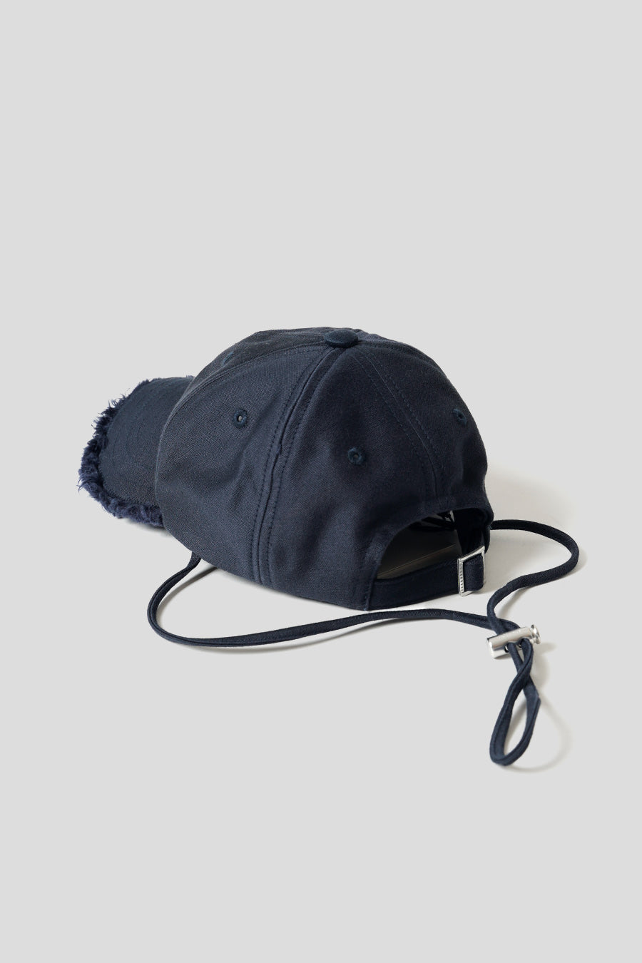 Jacquemus - THE DARK BLUE ARTICHOKE CAP - LE LABO STORE