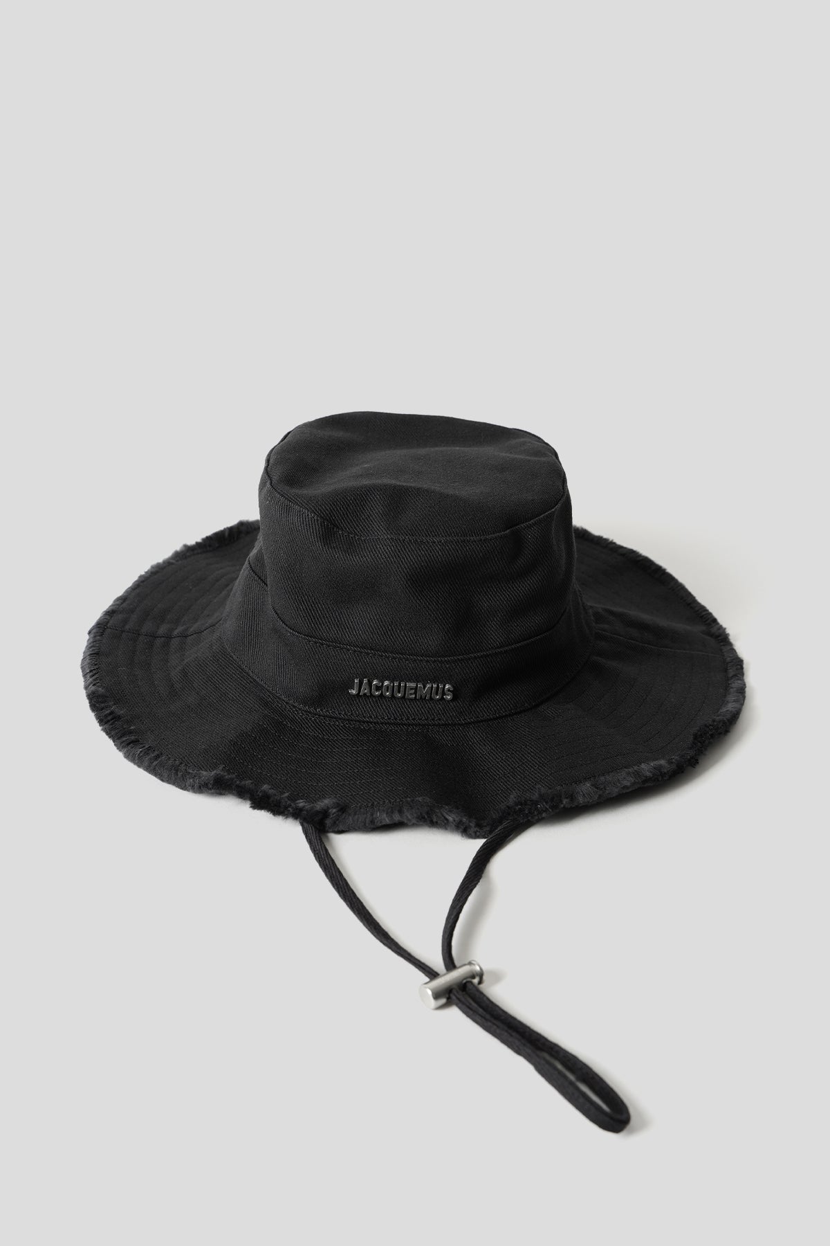 Jacquemus - LE BOB ARTICHAUT NOIR - LE LABO STORE