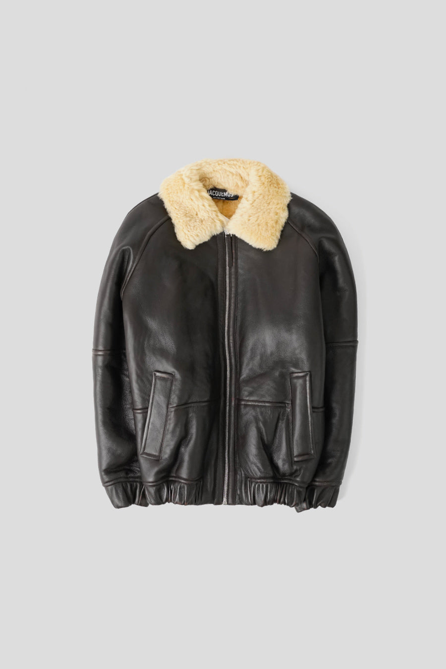 Jacquemus - LE BOMBARDIER MARRON FONCÉ - LE LABO STORE