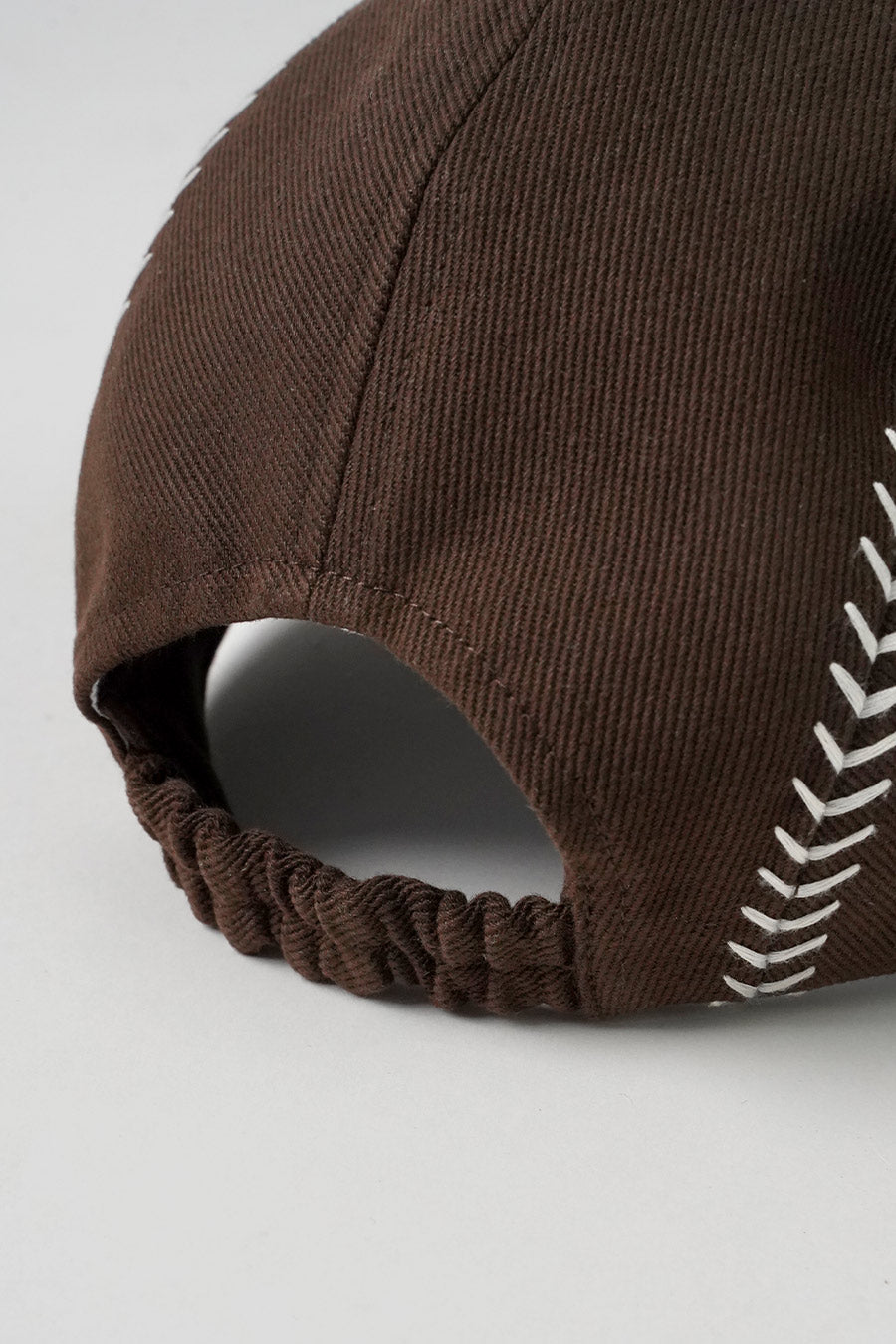 Jacquemus - DARK BROWN CASCO CAP  - LE LABO STORE