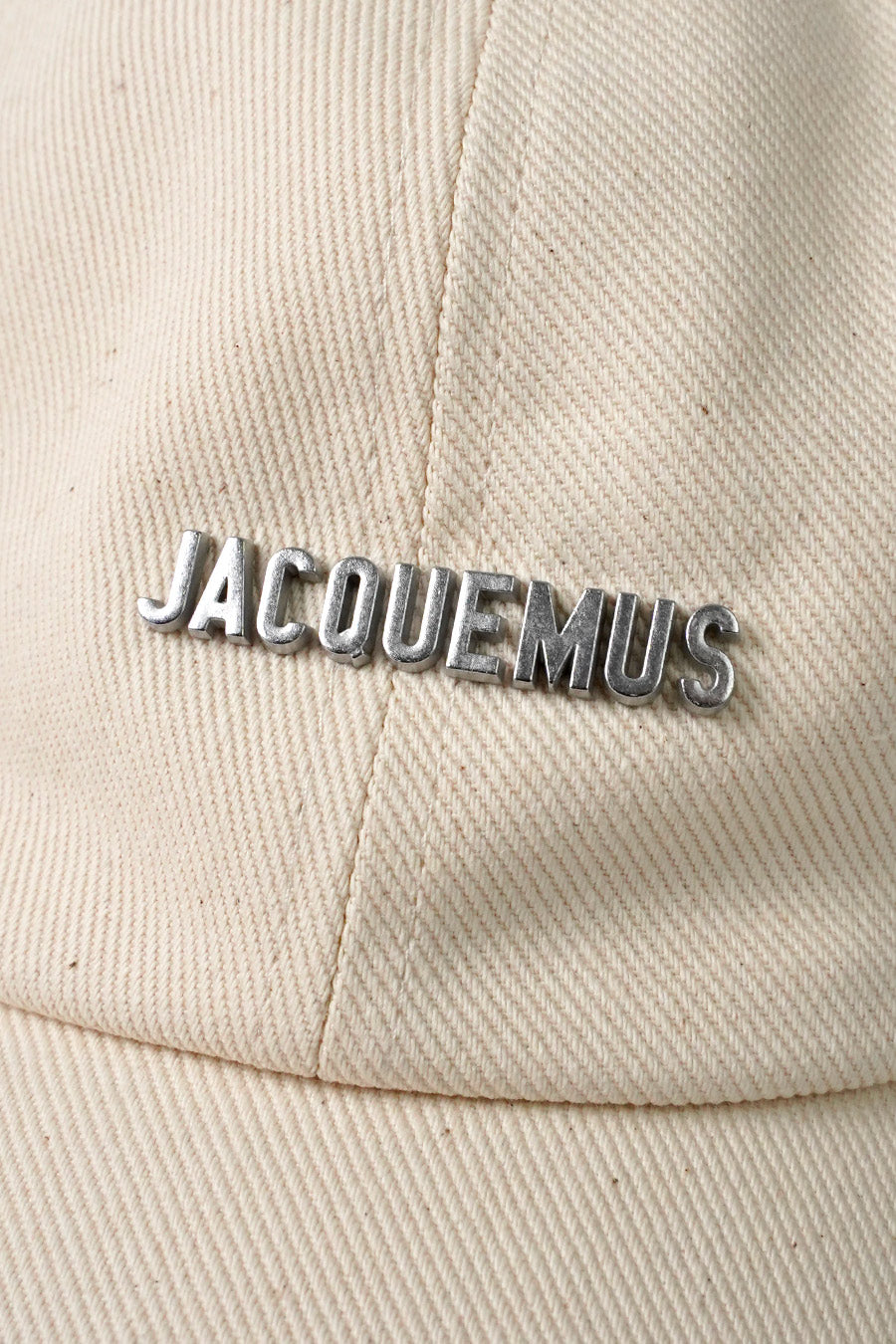 Jacquemus - LE CASQUETTE GADJO BLANC CASSÉ - LE LABO STORE