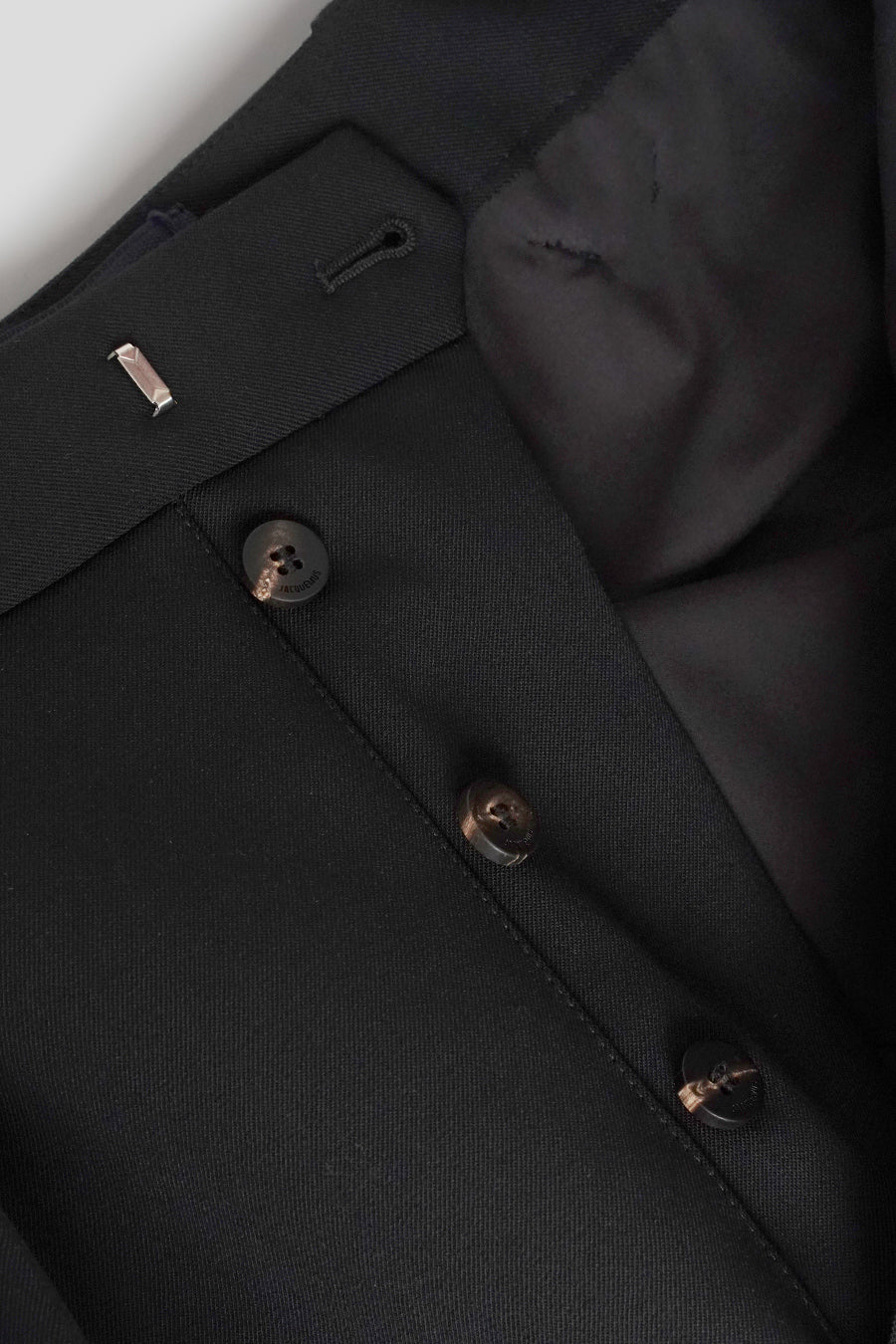 Jacquemus - LE PANTALON CITTA NOIR - LE LABO STORE