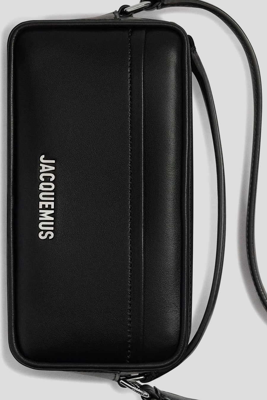 Jacquemus - LE SAC BANETO NOIR - LE LABO STORE