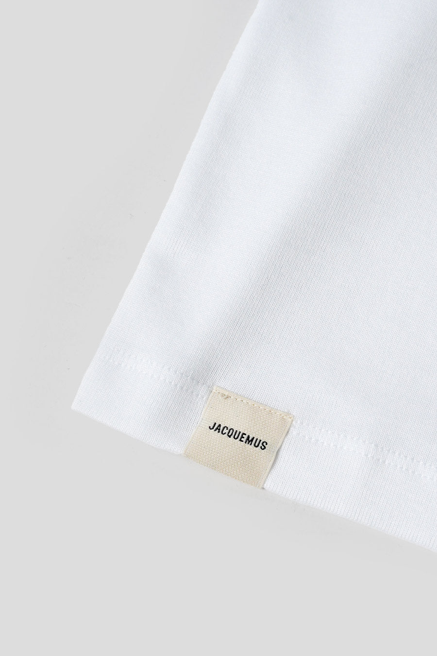 Jacquemus - LE T-SHIRT STAZIONE PATCH BLANC - LE LABO STORE