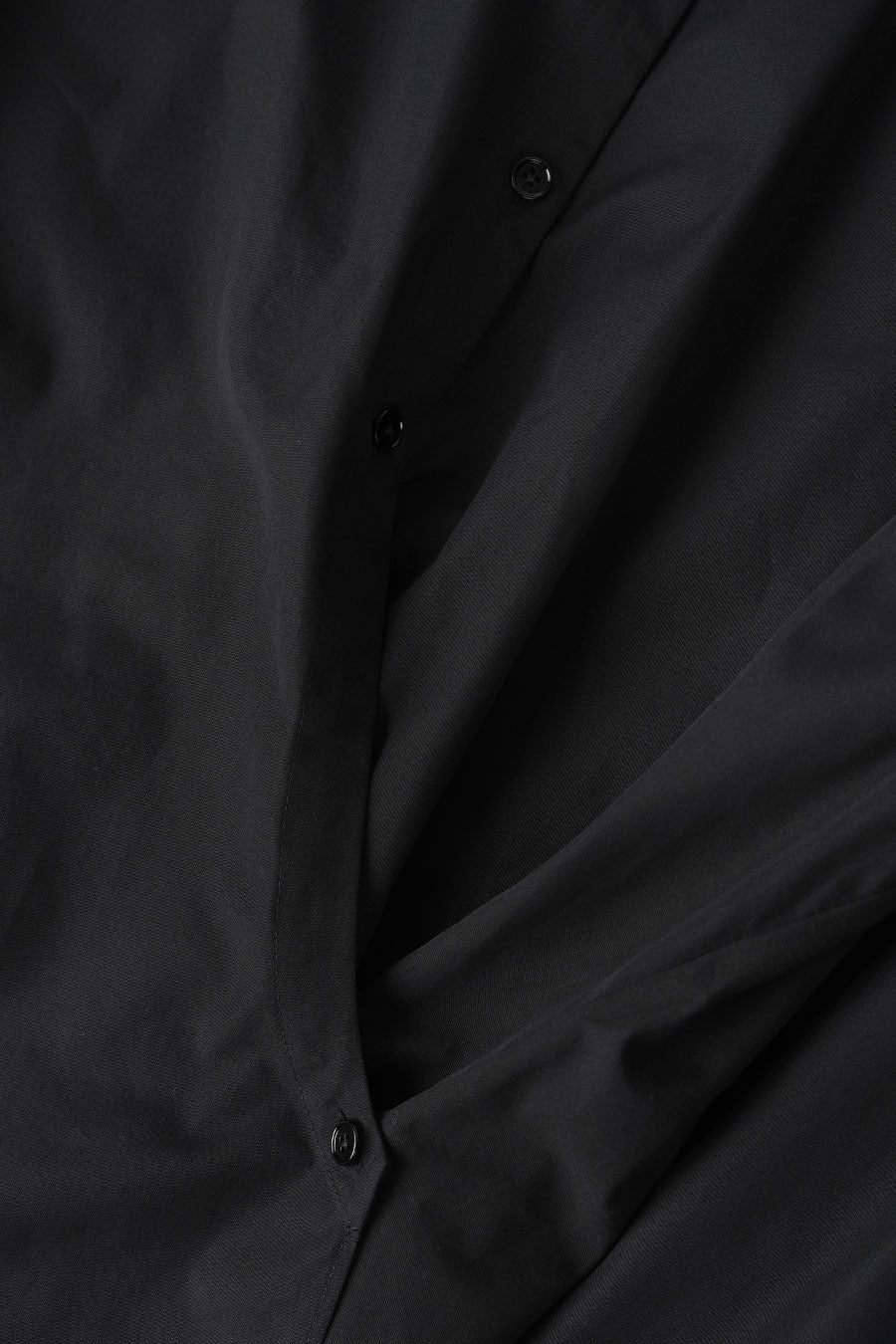 LEMAIRE - BLACK STRAIGHT COLLAR TWISTED SHIRT  - LE LABO STORE