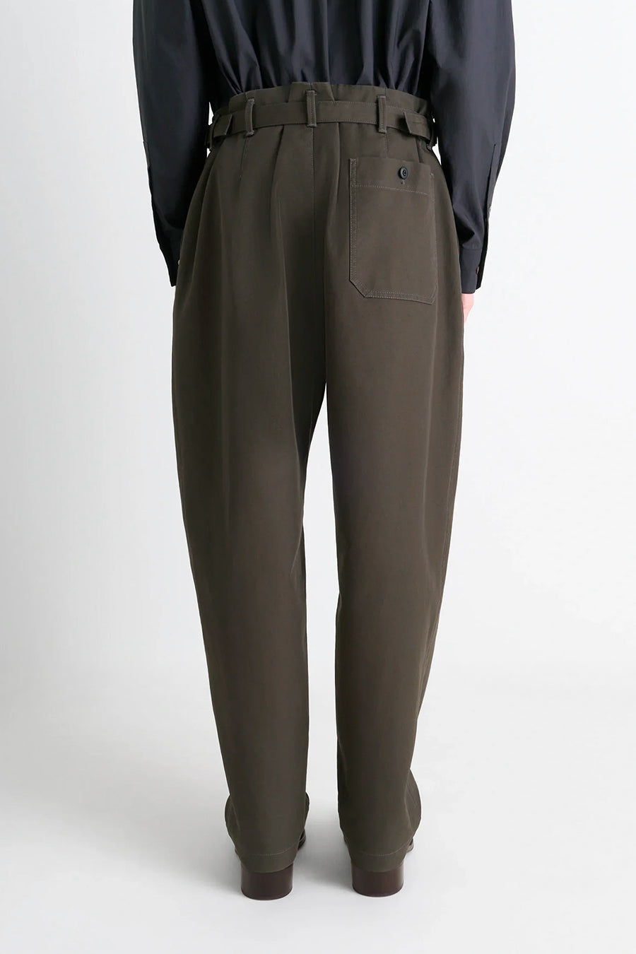LEMAIRE - PANTALON CAROTTE ESPRESSO - LE LABO STORE