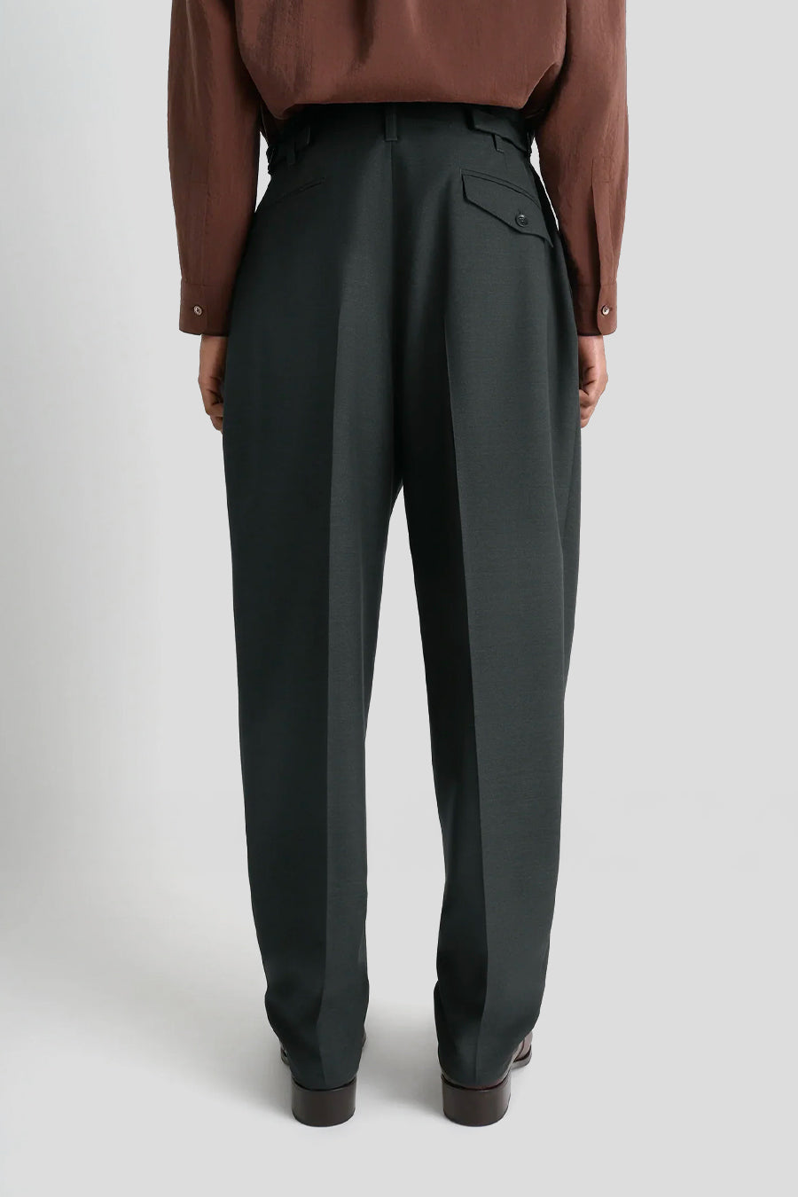 LEMAIRE - PANTALON PLEATED CHARBON - LE LABO STORE