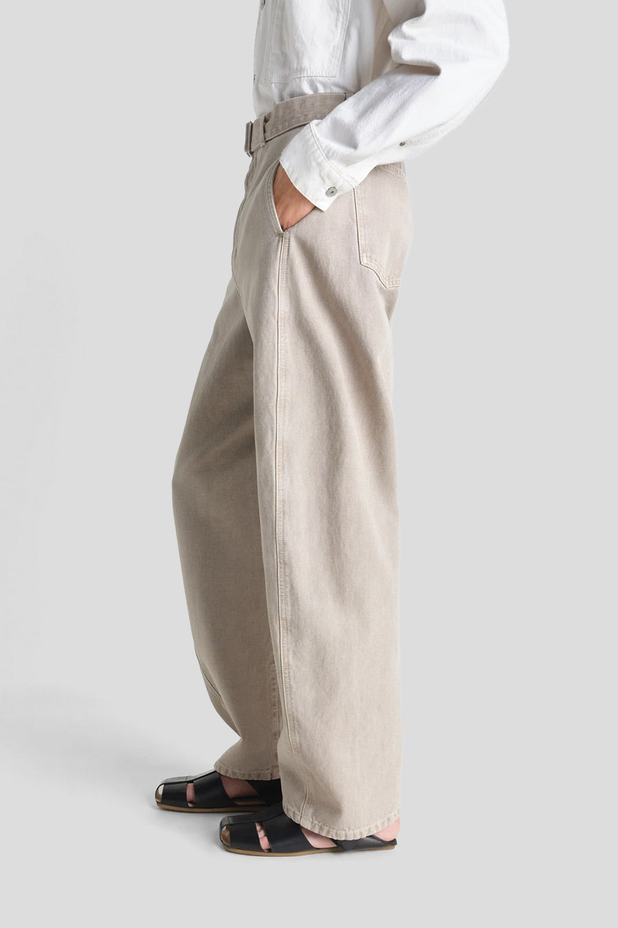 LEMAIRE - PANTALON TWISTED BELTED MOONSTONE - LE LABO STORE