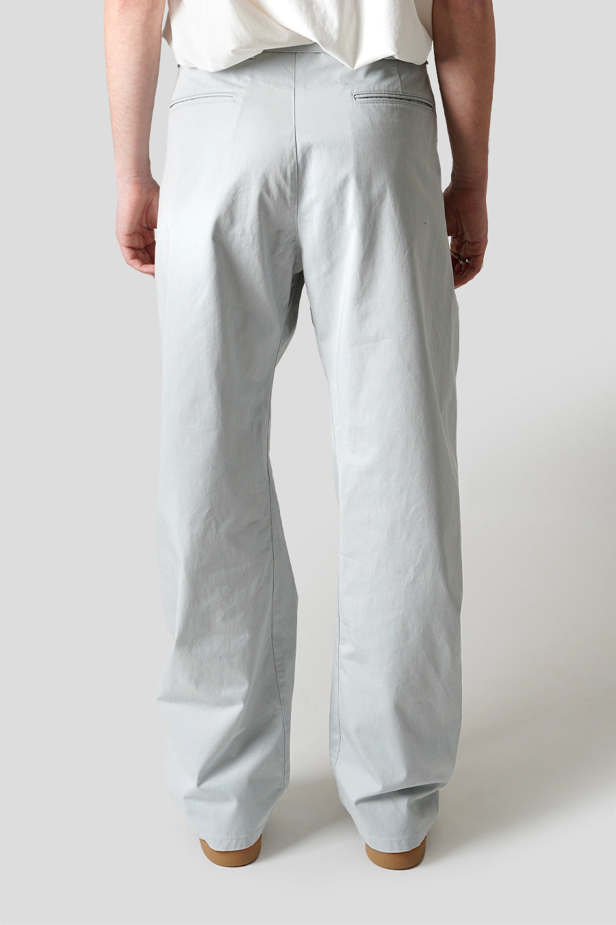 LEMAIRE - GREY LIGHT BELTED TWITED PANTS